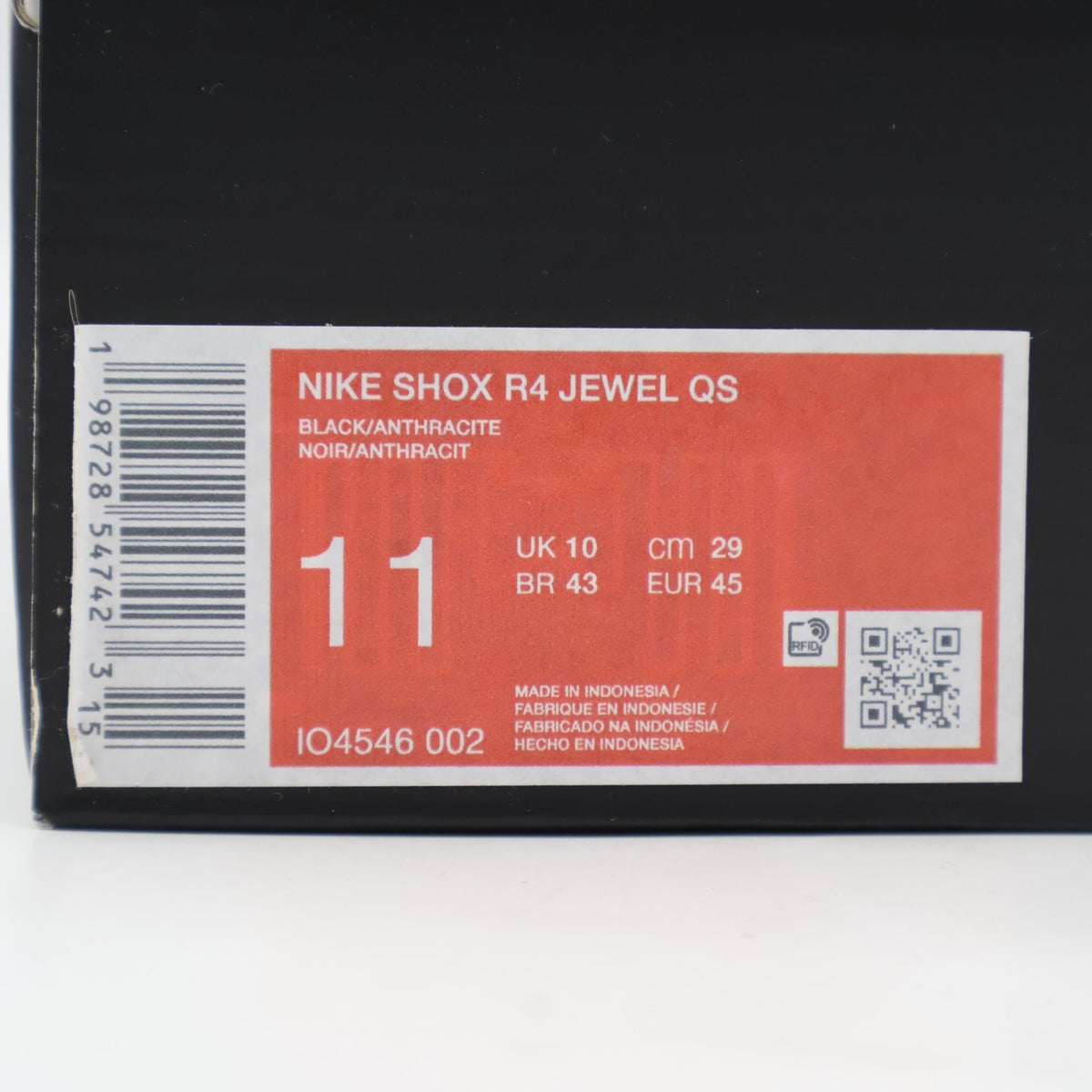 IO4546-002 Nike Shox R4 Black Metallic Silver (Men's)