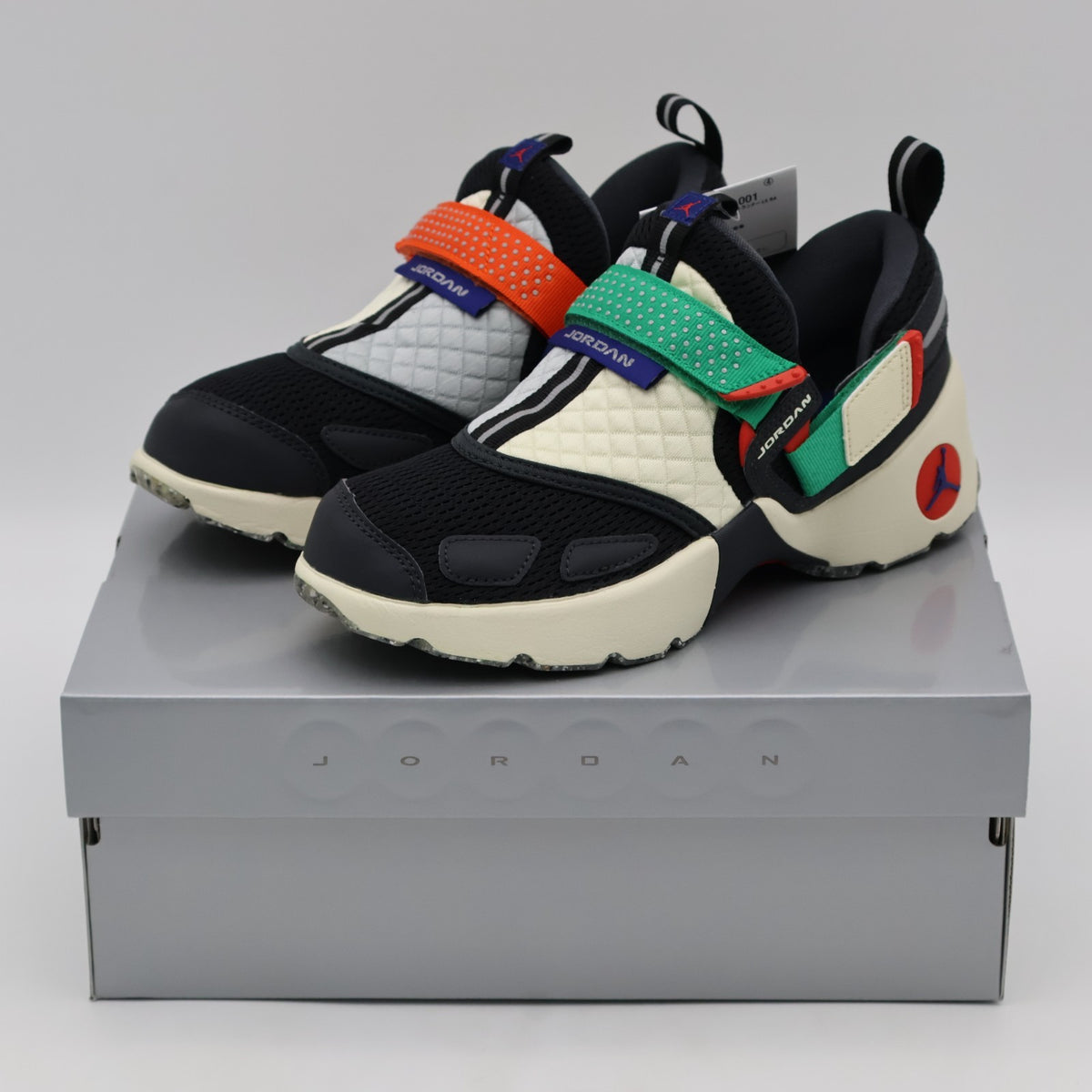 IM6531-001 Nike Jordan Trunner LX Rare Air (Women's)