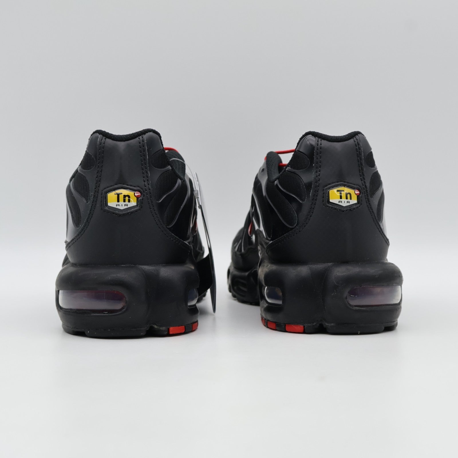 IH4459-001 Nike Air Max Plus Tuned Air (Men's)