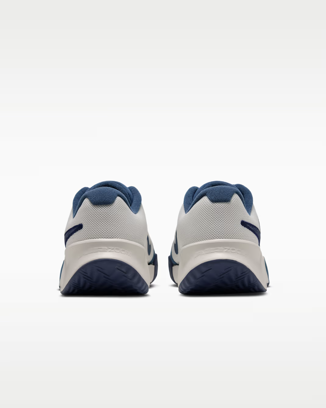 IR2776-101 Nike Zoom GP Challenge Pro "Sail/Smokey Blue/Midnight Navy" (Men's)