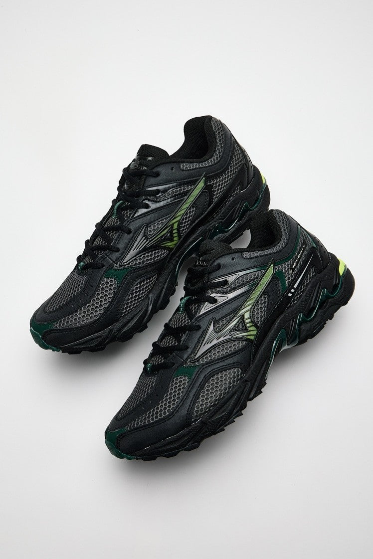 D1GA260B01 Mizuno Wave MG4 LS "Dark Grey/Green" (Men's)