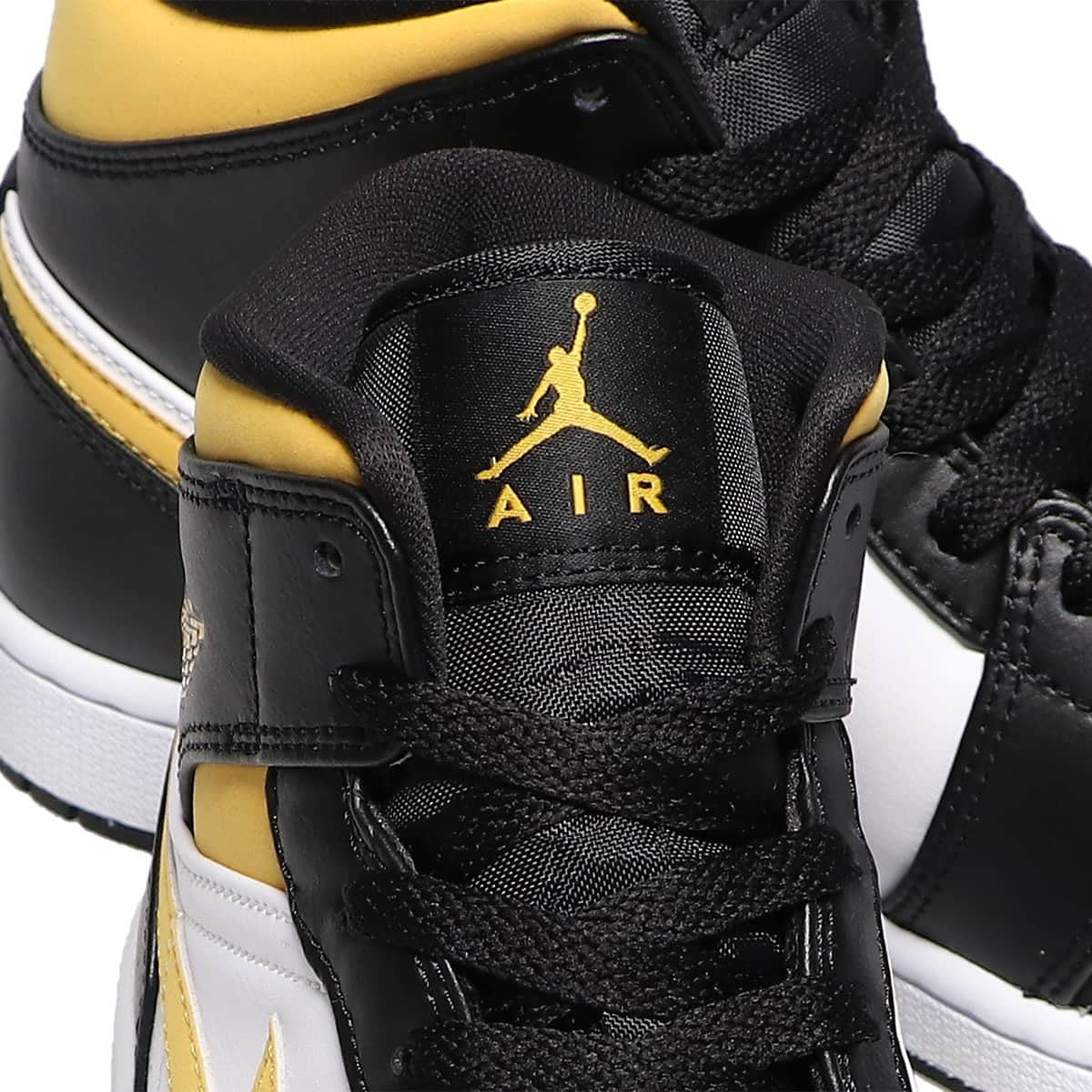 554724-177 Nike Air Jordan 1 Mid WhitePollen-Black (Men's)