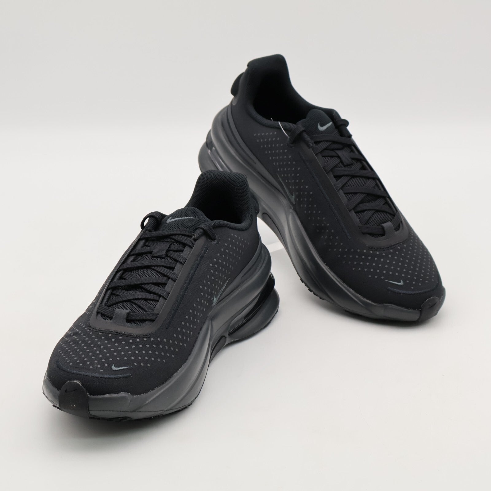 IB2746-002 Nike Air Zoom Upturn SC Black Black Anthracite (Men's)