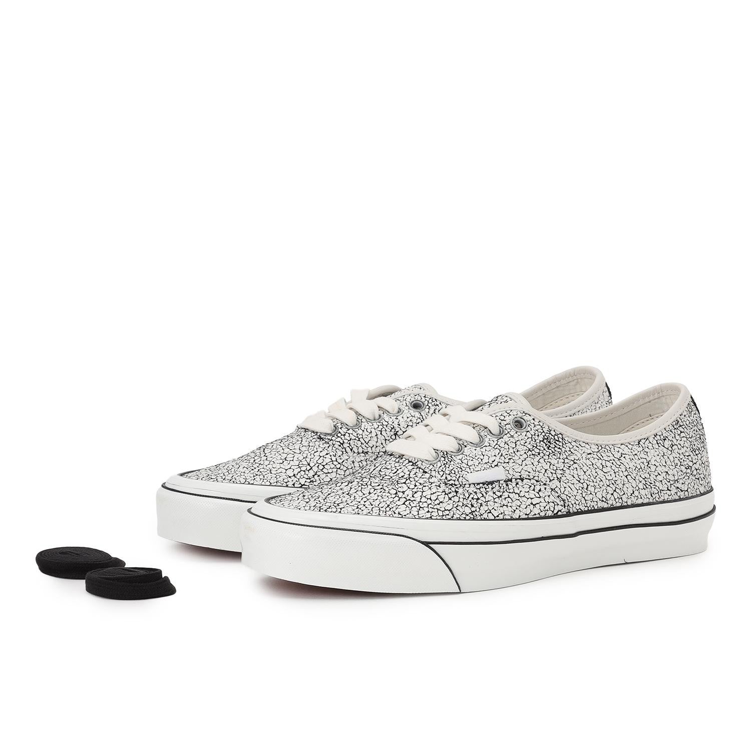 VN000D9NJVY Vans Premium Authentic "Overpaint Blanc De Blanc"