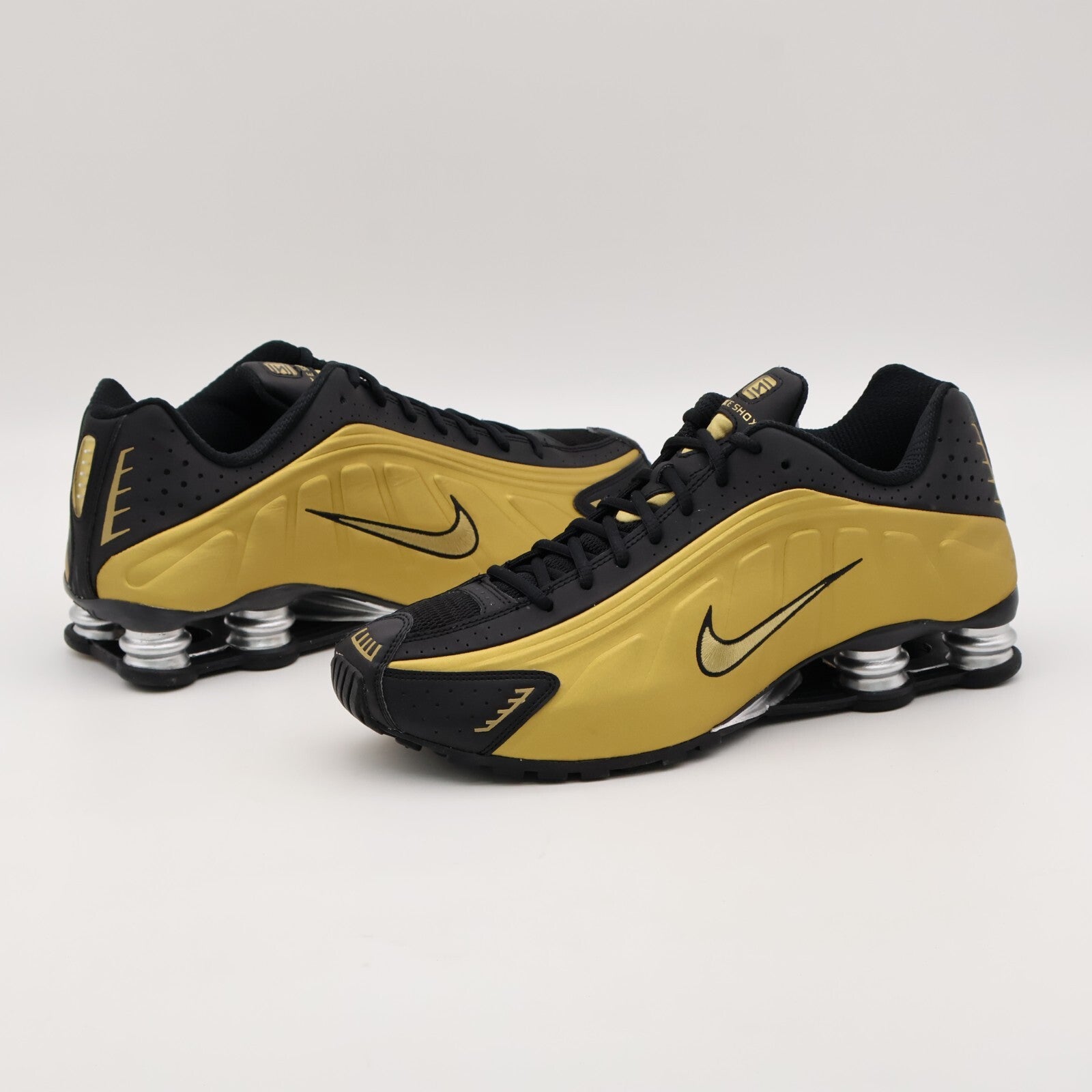 AR3565-005 Nike Shox R4 Black Metallic Gold Silver (Women's)