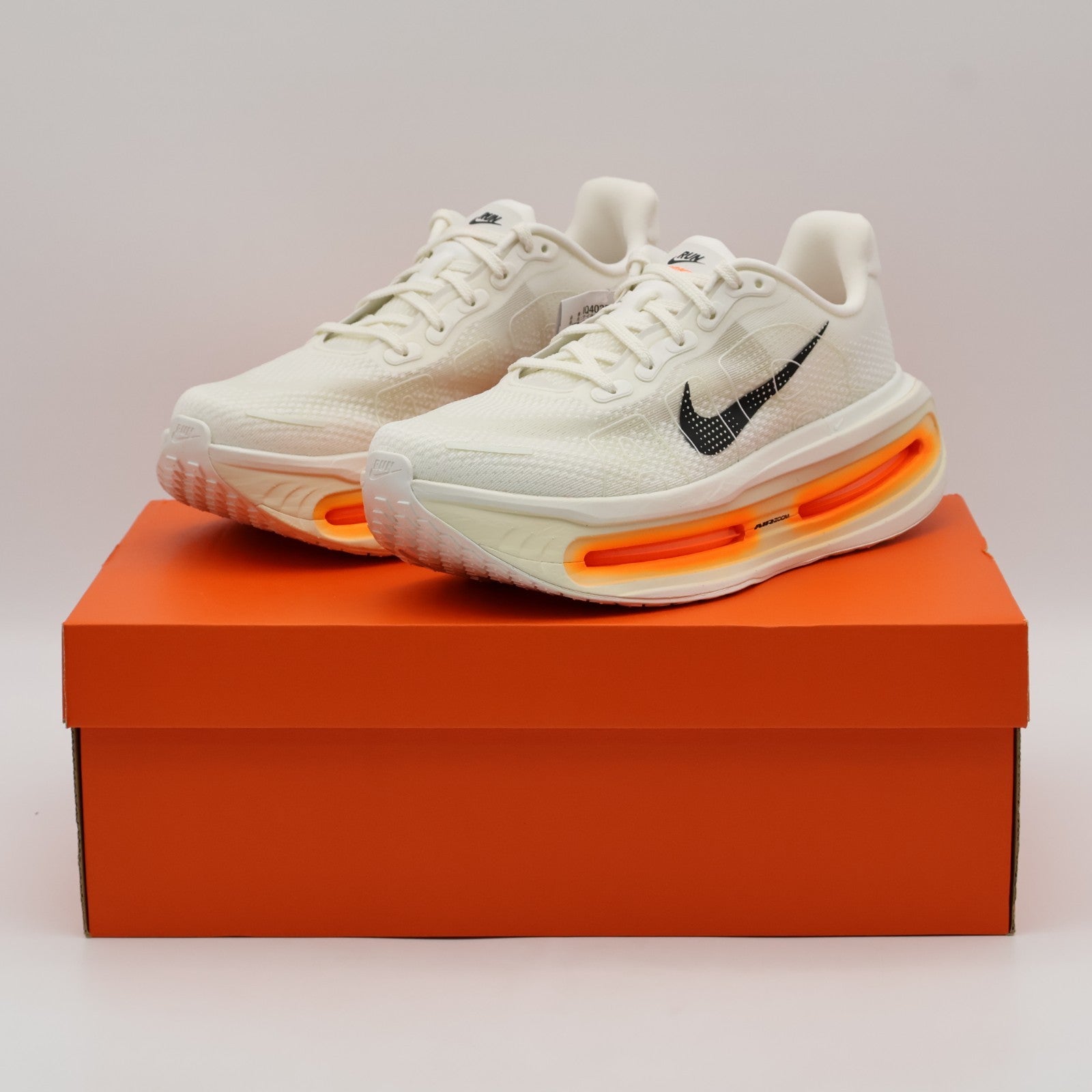 IQ4035-100 Nike Vomero Premium Sail Coconut Milk Total Orange (Men's)