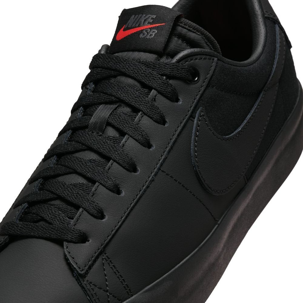 DR9099-001 Nike SB Zoom Blazer Low Pro GT ISO Triple Black (Men's)