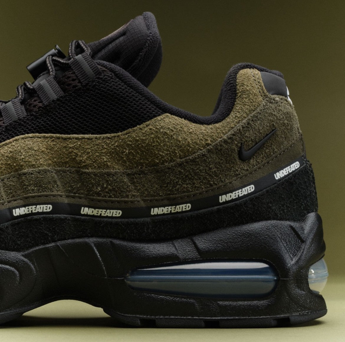 IB4523-200 UNDEFEATED Nike Air Max 95 Medium Olive (Serial Numbered) (Men's)