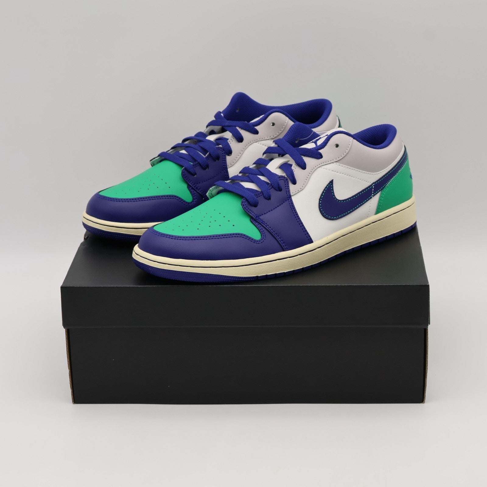 553558-147 Nike Air Jordan 1 Low Seahawks (Men's)