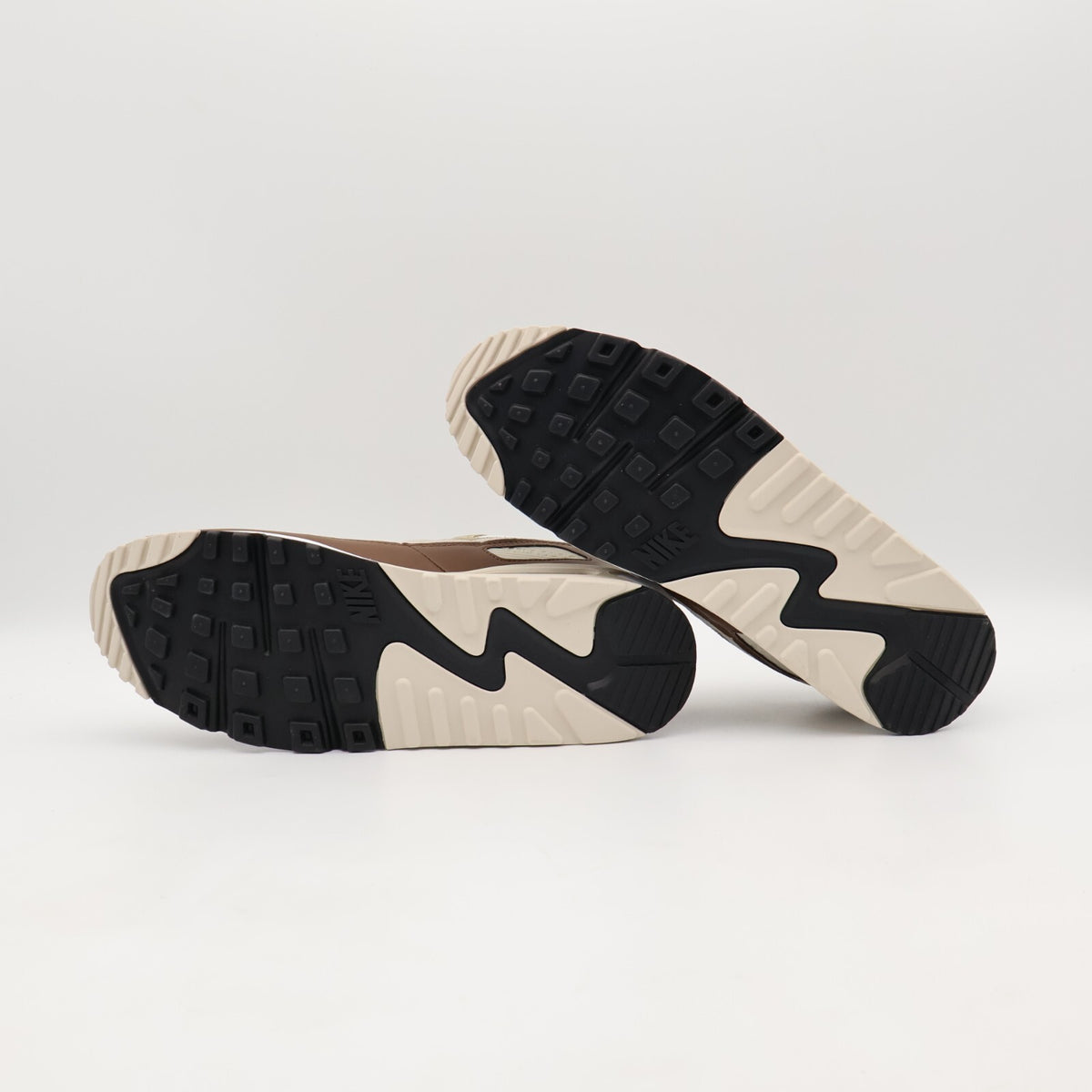 DM0029-109 Nike Air Max 90 Light British Tan (Men's)