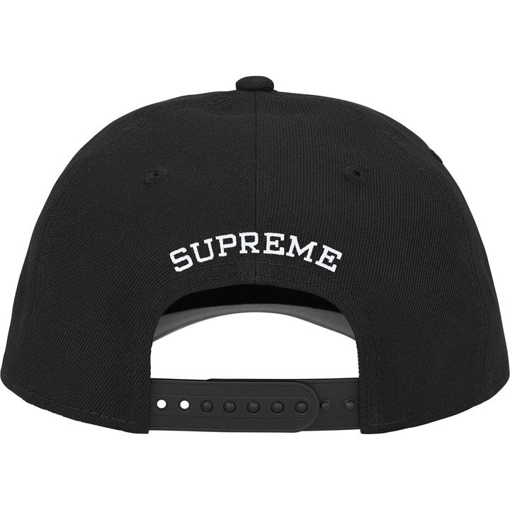 Supreme Sharp Spellout Adjustable New Era Black