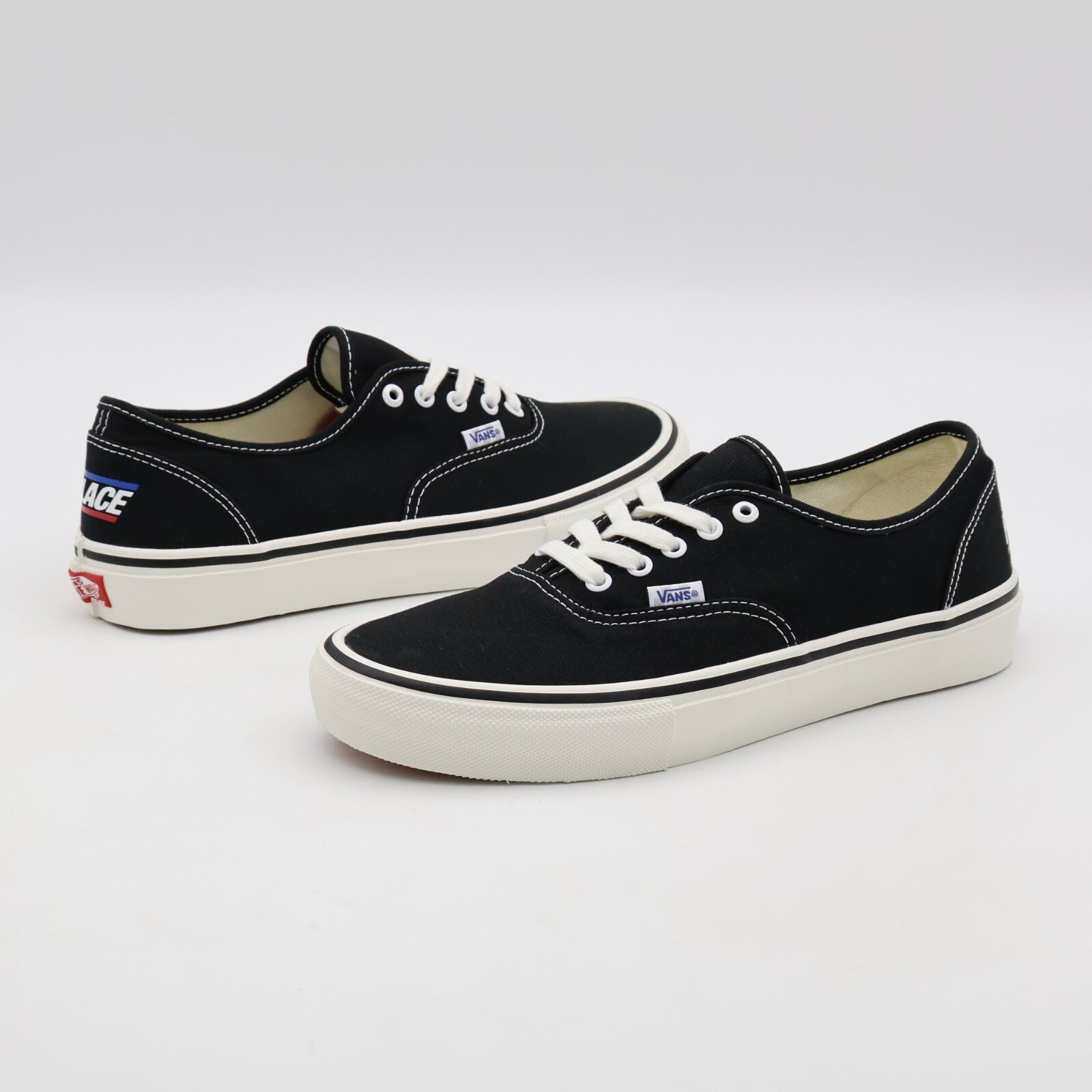 VN000NBEBA2 Palace Skateboards Vans Authentic Black (Men's)