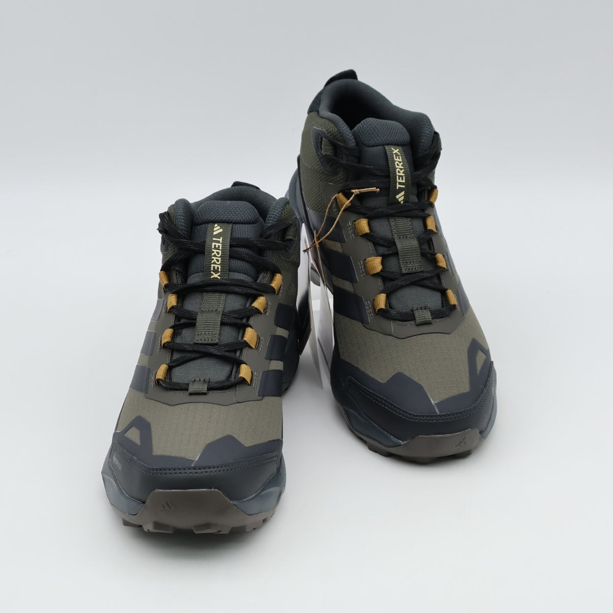 JR3980 adidas Terrex Skychaser AX5 Mid GORE-TEX Hiking (Men's)