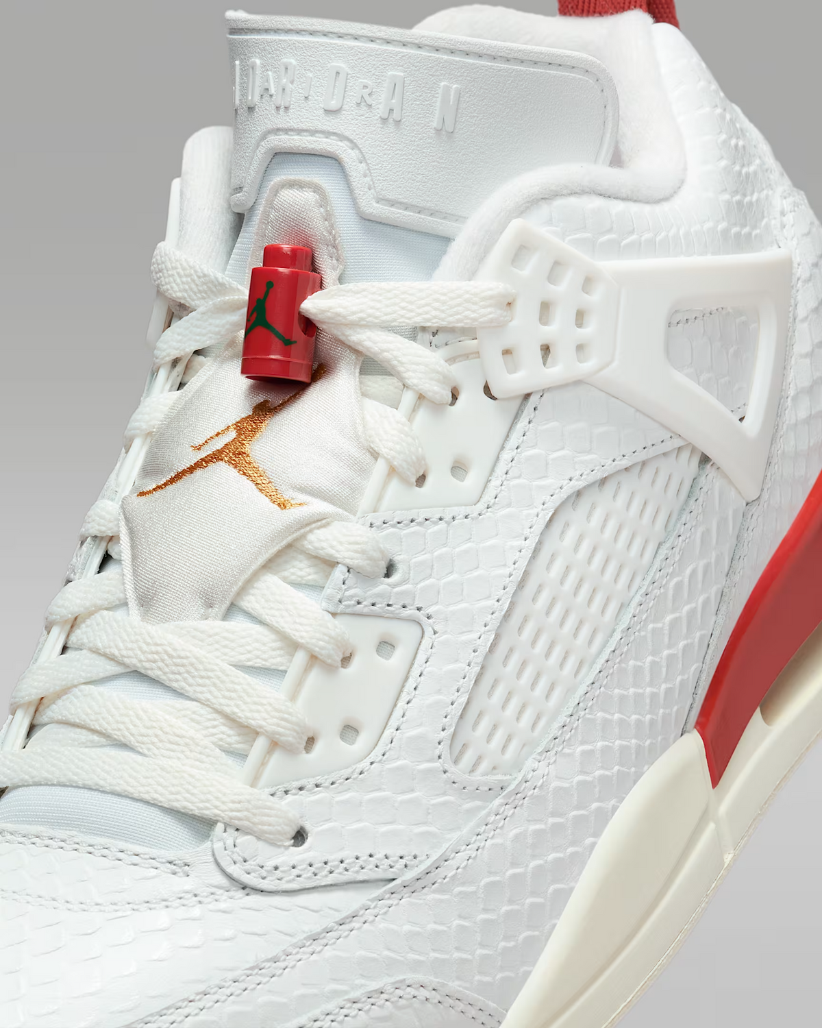 IH4501-100 Nike Jordan Spizike Low El Vuelo (Men's)