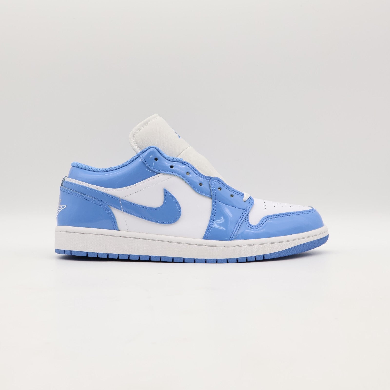 FZ2138-114 Nike Air Jordan 1 Low Legend Blue (Men's)
