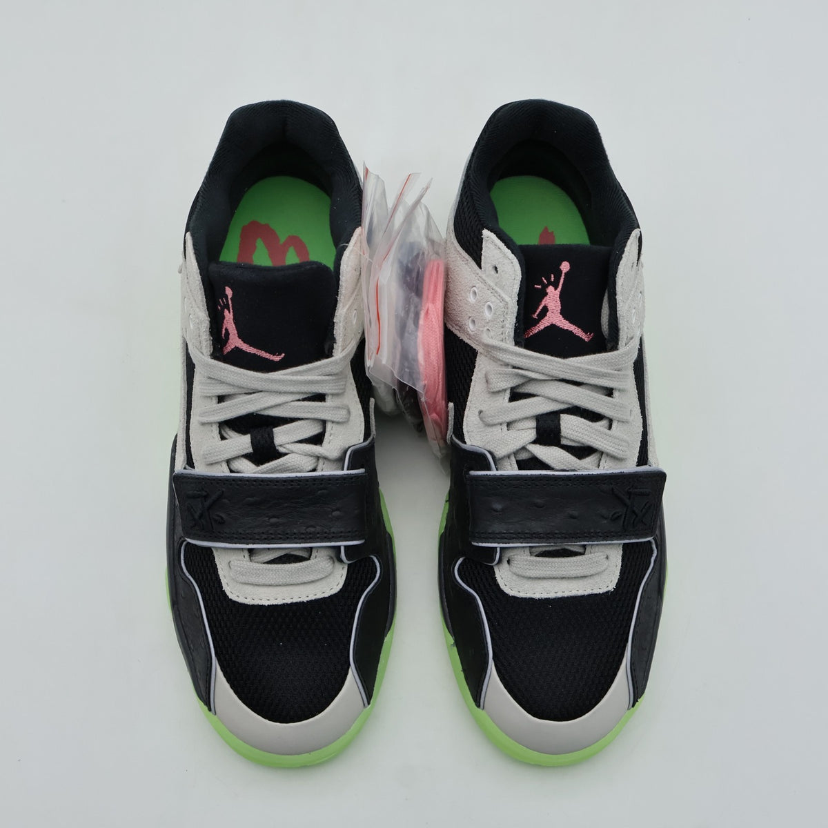 IH7971-001 Travis Scott Ã Chase B Ã Nike Jumpman Jack TR CJ1 T-Rexx (Men's)