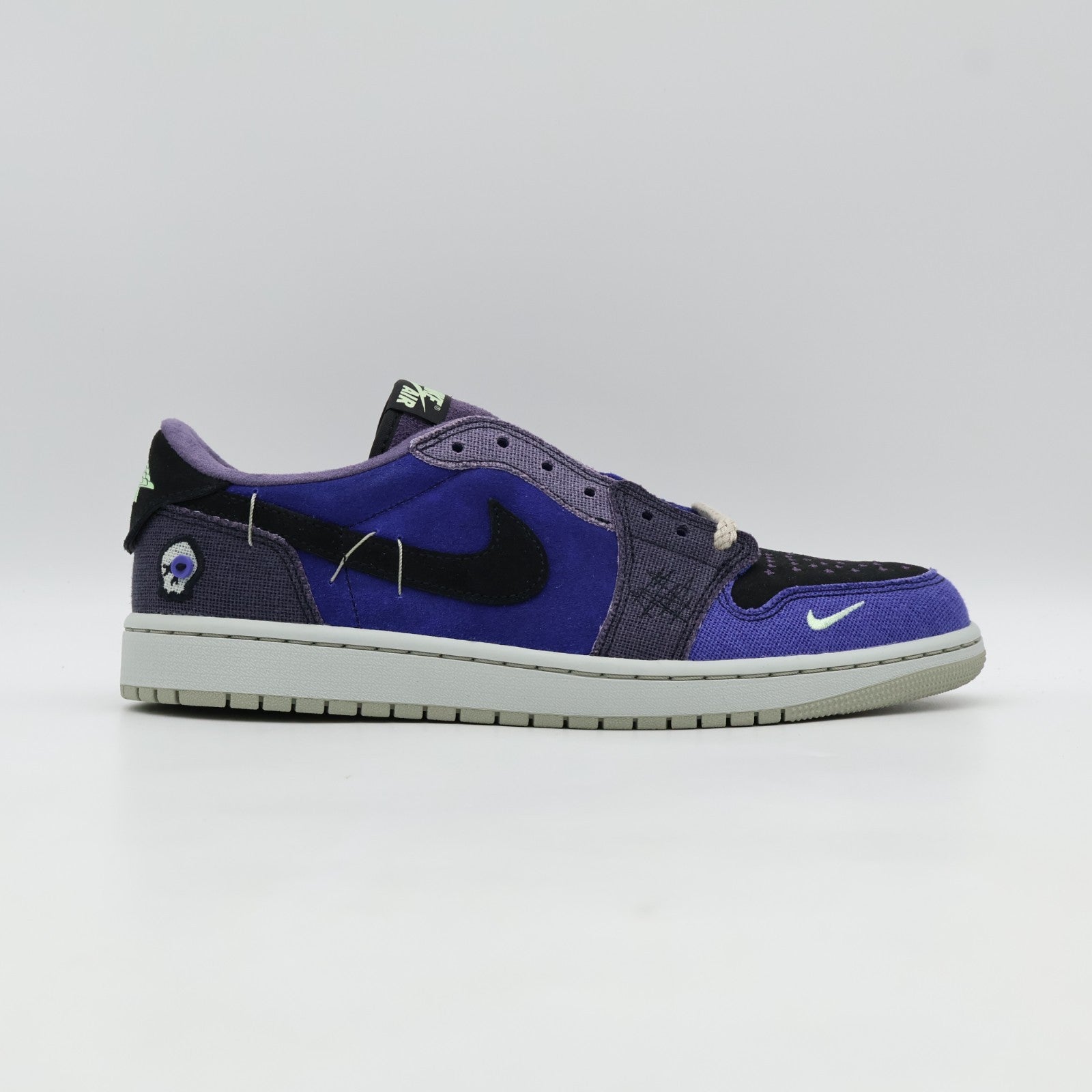 IH2309-500 Zion Williamson Ã Nike Air Jordan 1 Low OG Voodoo Alternate (Men's)