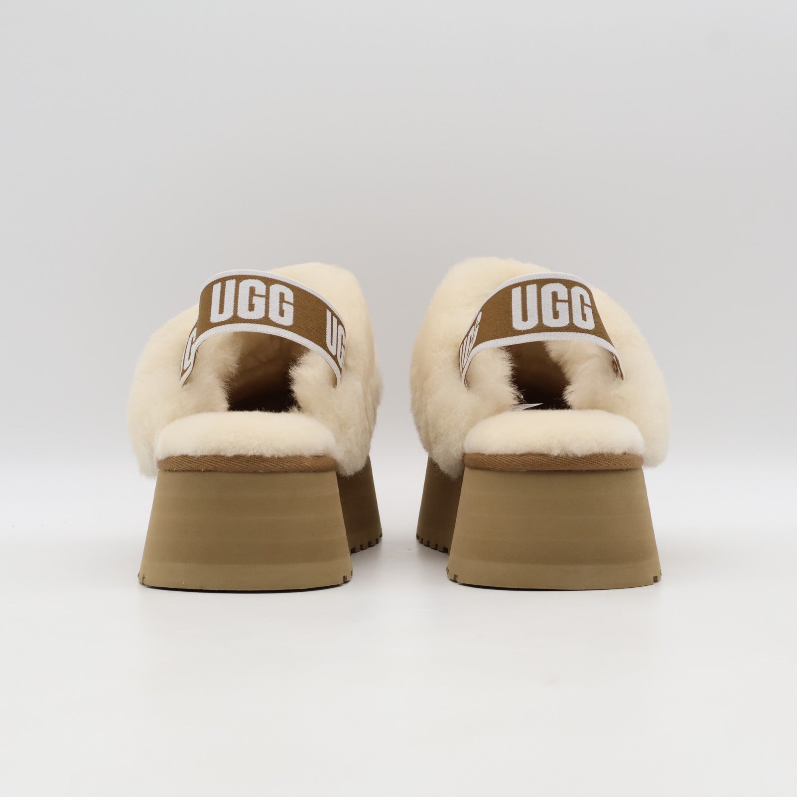 1113474-CHE UGG FUNKETTE CHESTNUT
