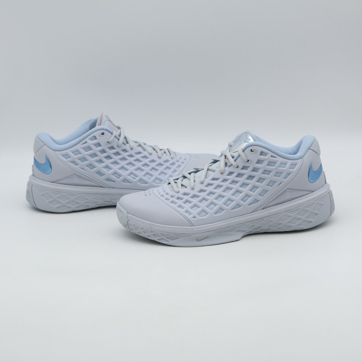 IV7127-001 Nike Kobe 3 Low Protro Basketball Shoes (Men's)