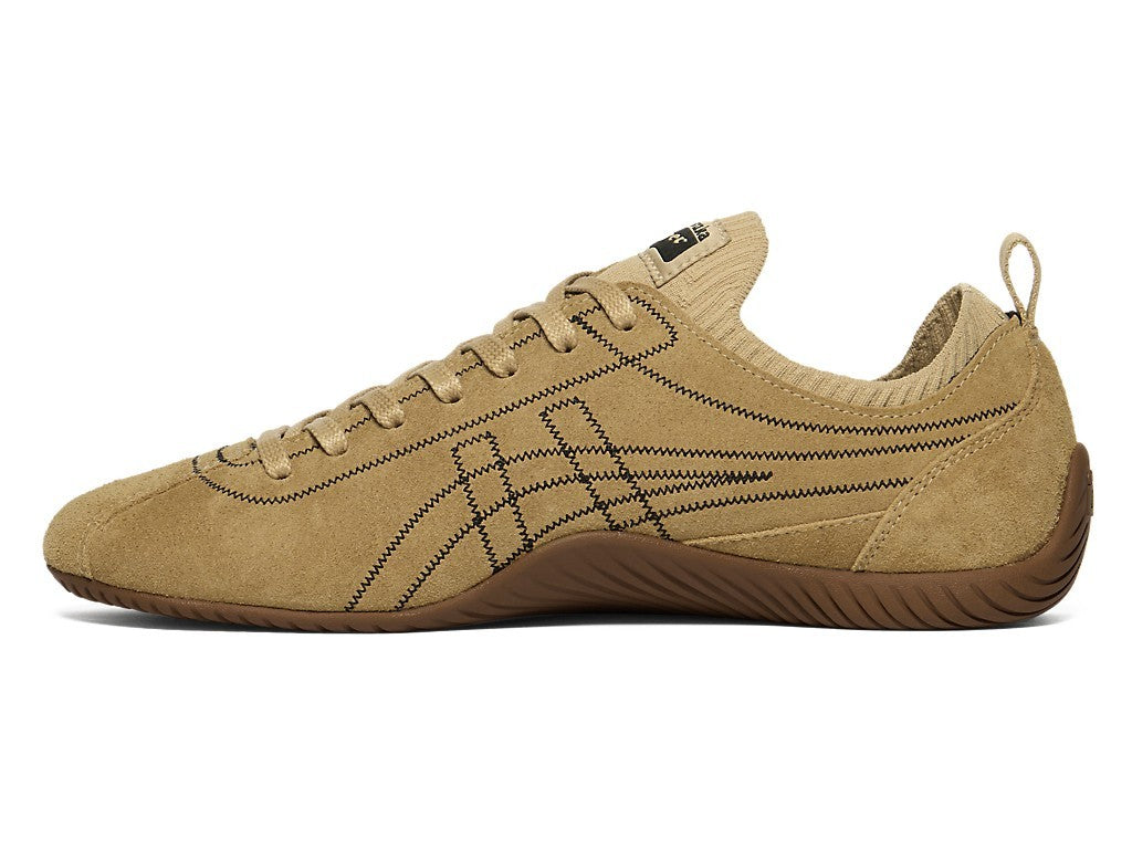 1183C489-250 Onitsuka Tiger Sclaw "Camel Beige/Black" (Men's)