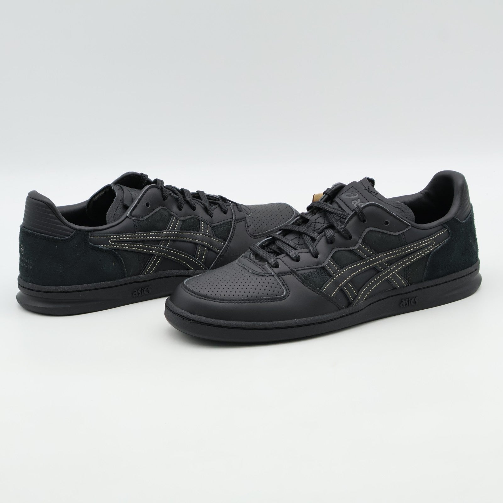 1203A559-001 Toyoda Gosei Asics Skyhand OG Black (Men's)