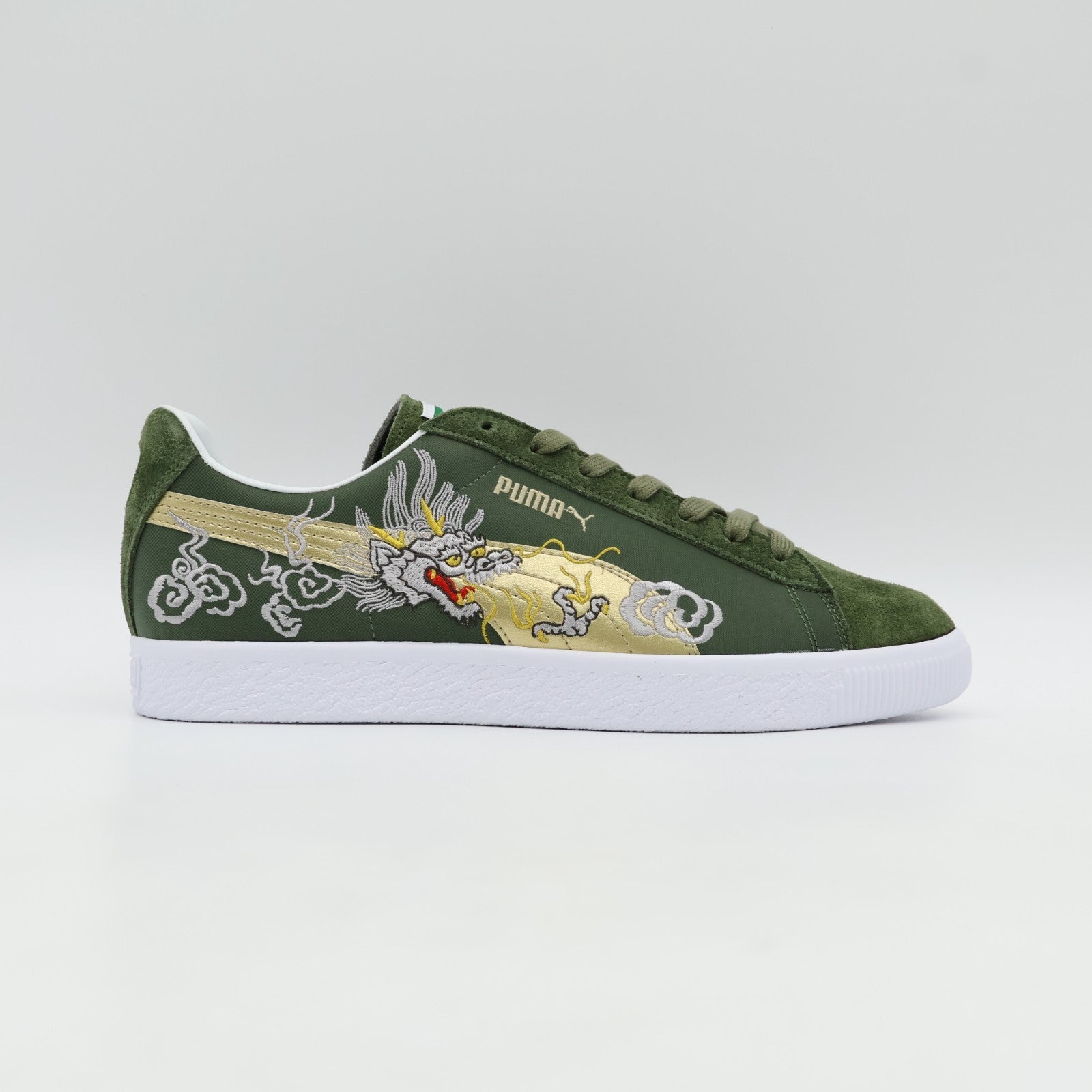 403613-01 atmos Exclusive Puma Suede VTG MIJ SKAJAN 3.0 (Men's)