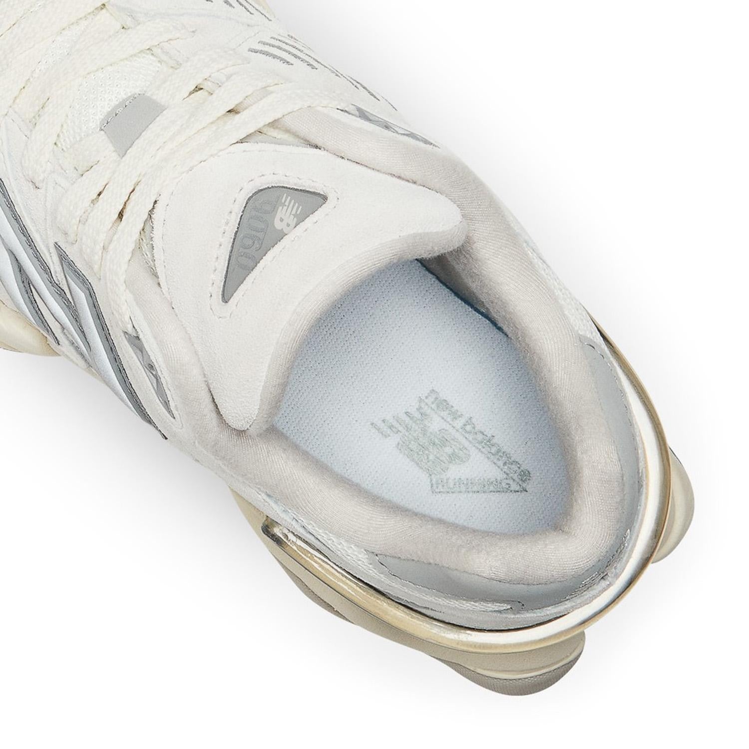 U9060ECA New Balance 9060 White (Men's)