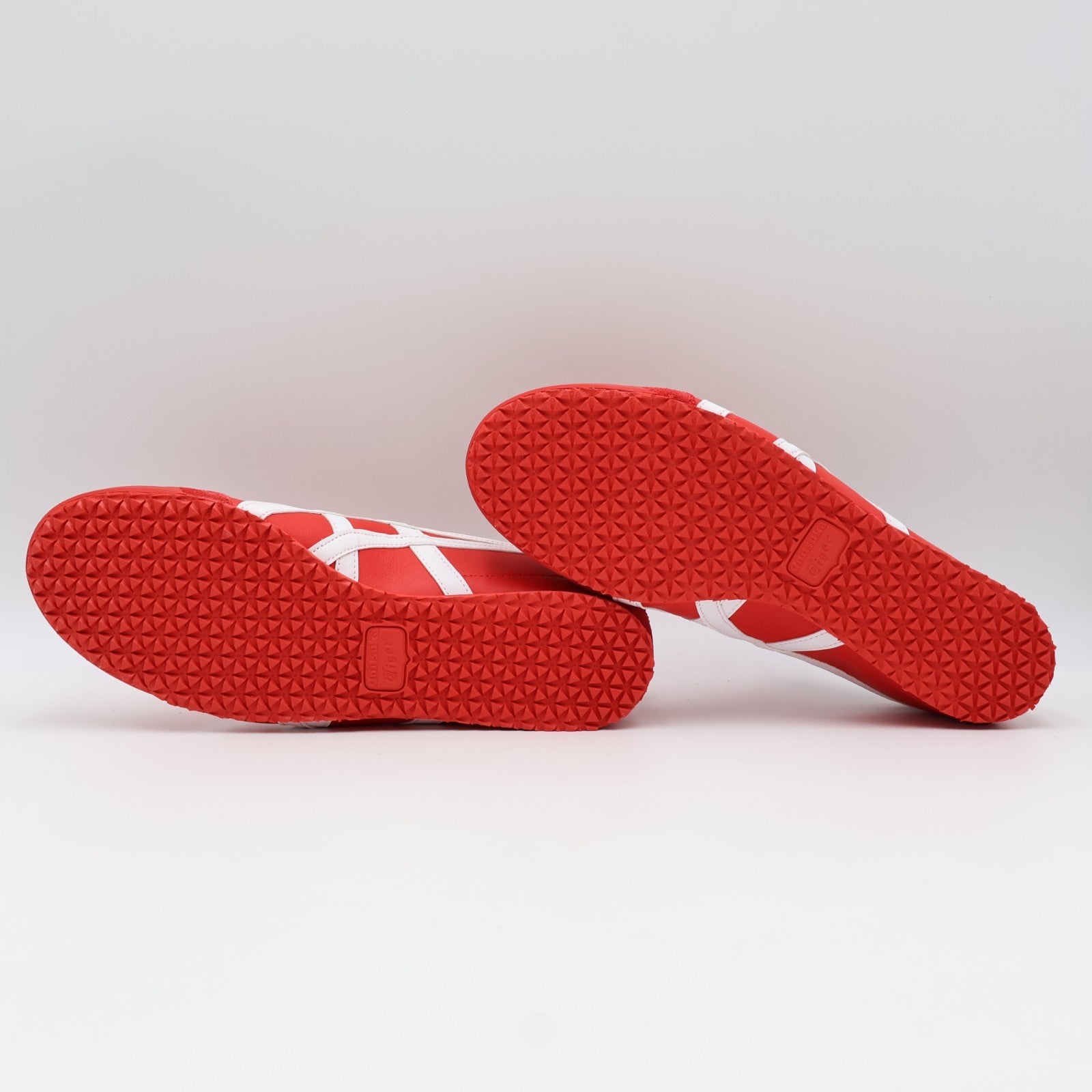 1183C102-601 Onitsuka Tiger Mexico 66 Classic Red/White (Men's)