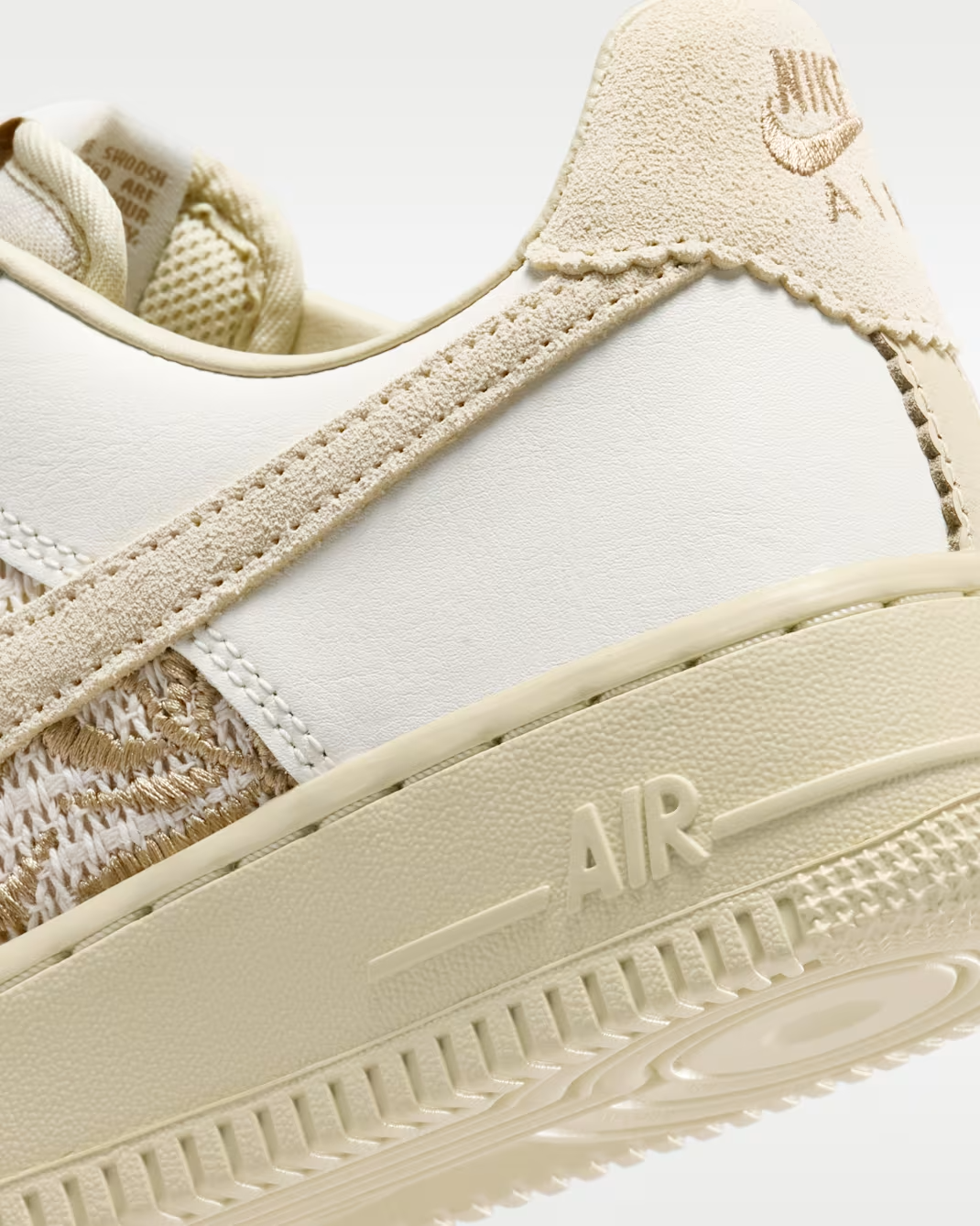 IW2347-002 Nike Air Force 1 Low Linen (Women's)
