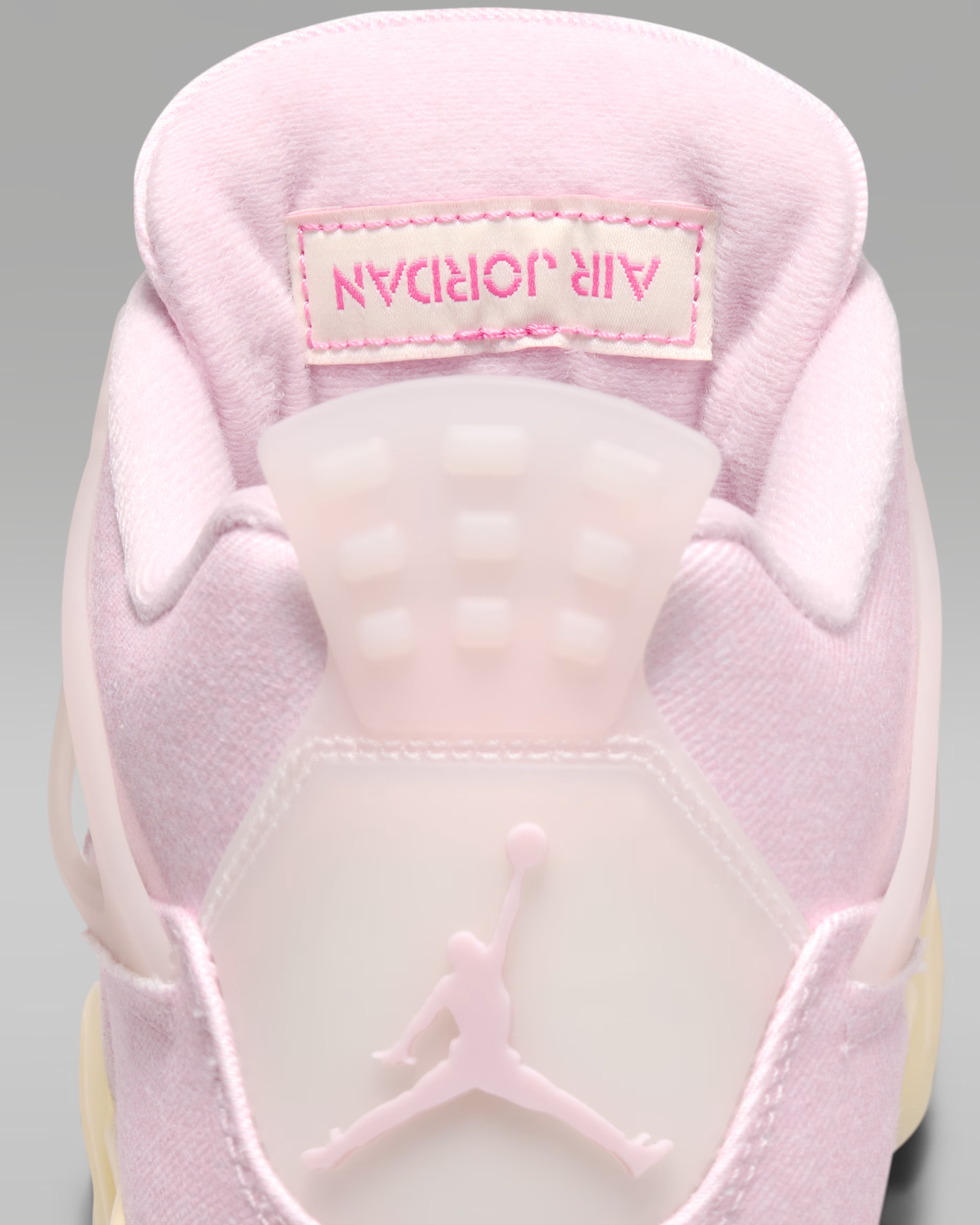 IB6716-600 Nike Air Jordan 4 Retro "Pearl Pink/Iced Carmine" (Women's)