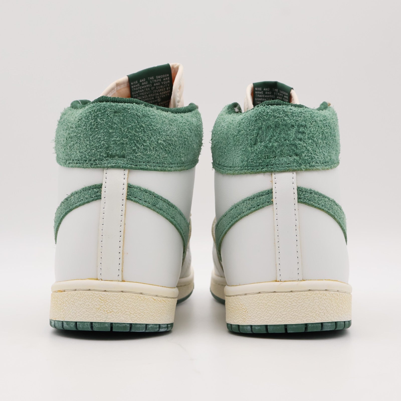 FQ2942-100 A Ma ManiÃ©re Nike Jordan Air Ship SP Green Stone (Men's)