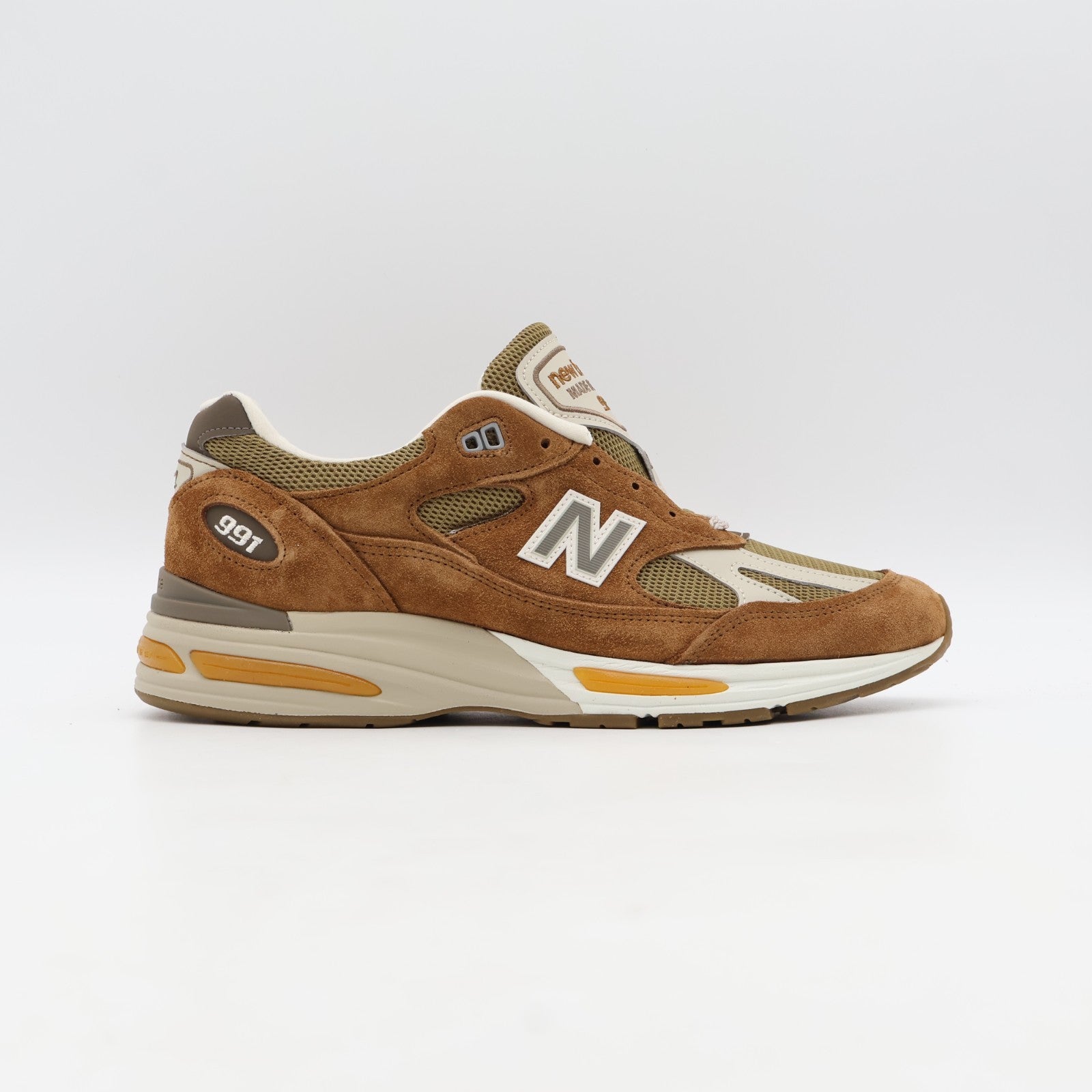 U991GB2 New Balance 991V2 Caramel Cafe (Men's)