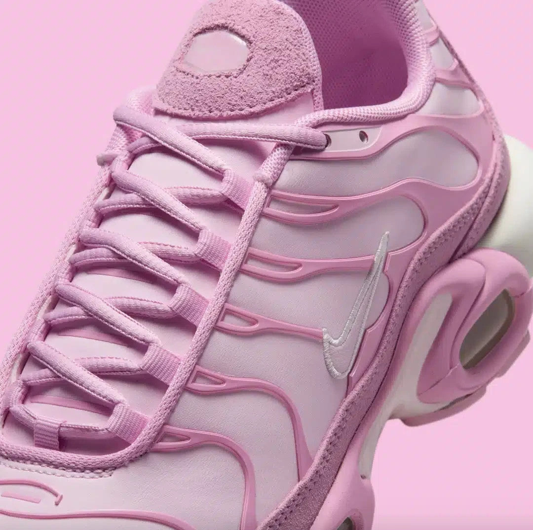 IV5286-600 Nike Air Max Plus "Pink Rise/Summit White" (Women's)