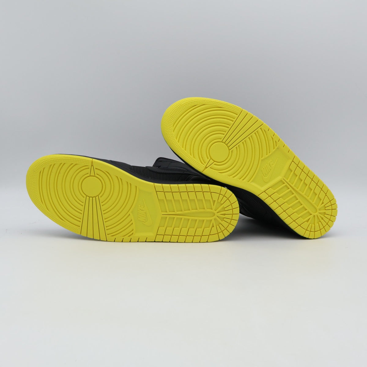 IO2052-001 Nike Air Jordan 1 Mid SE "Black/Opti Yellow" (Men's)