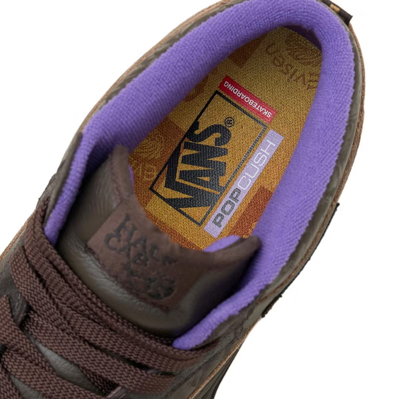 VN0A5FCD8ZM Evisen Skateboards Ã Vans Skate Half Cab "Deep Mahogany" (Men's)