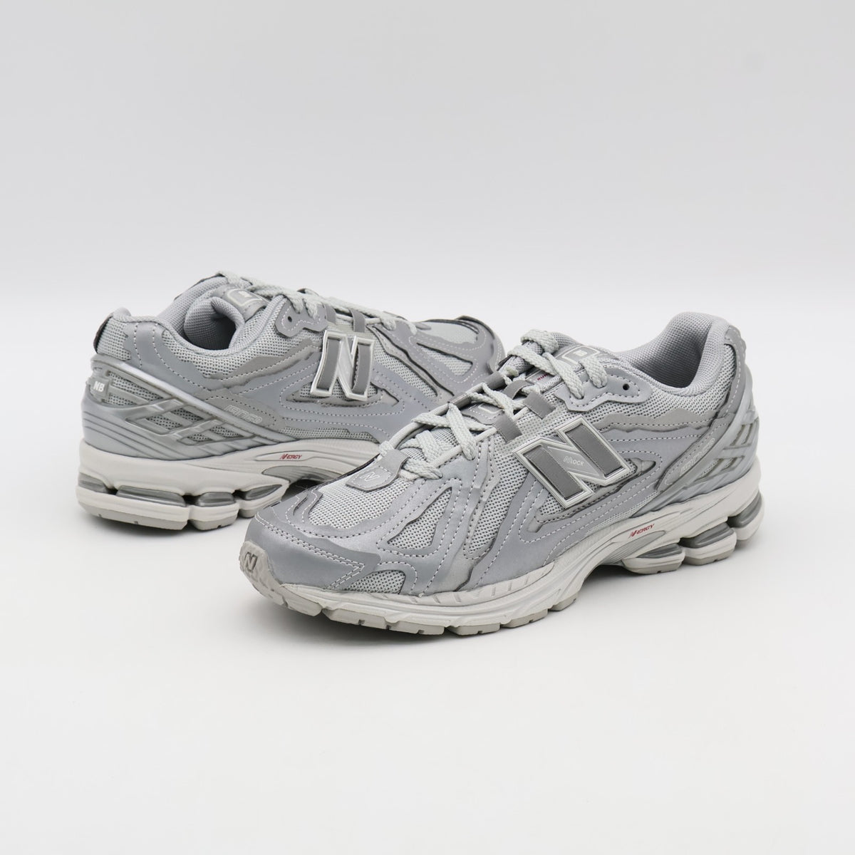 M1906DH New Balance 1906R Protection Pack Metallic Silver (Men's)