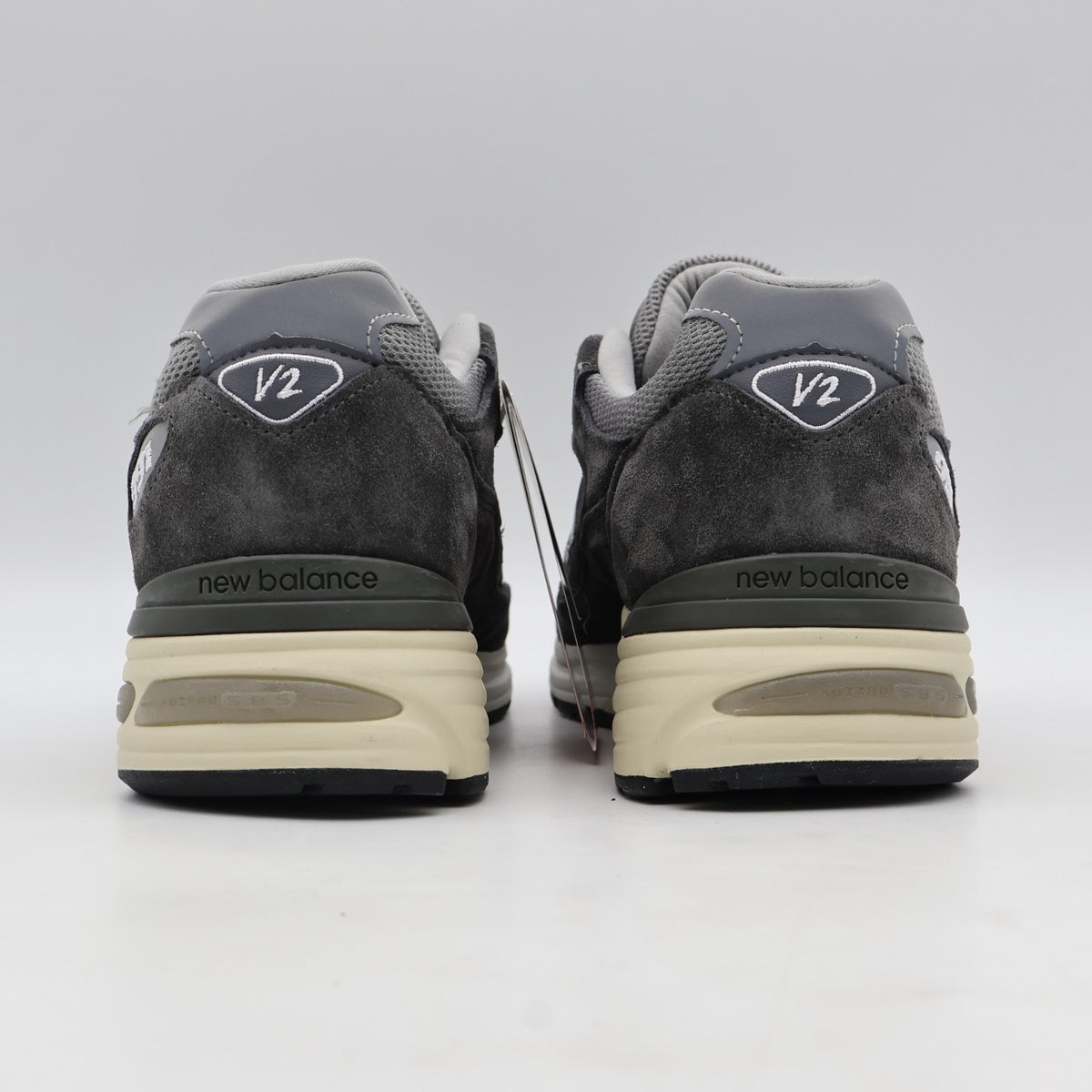U991RG2 New Balance 991V2 Gray (Men's)