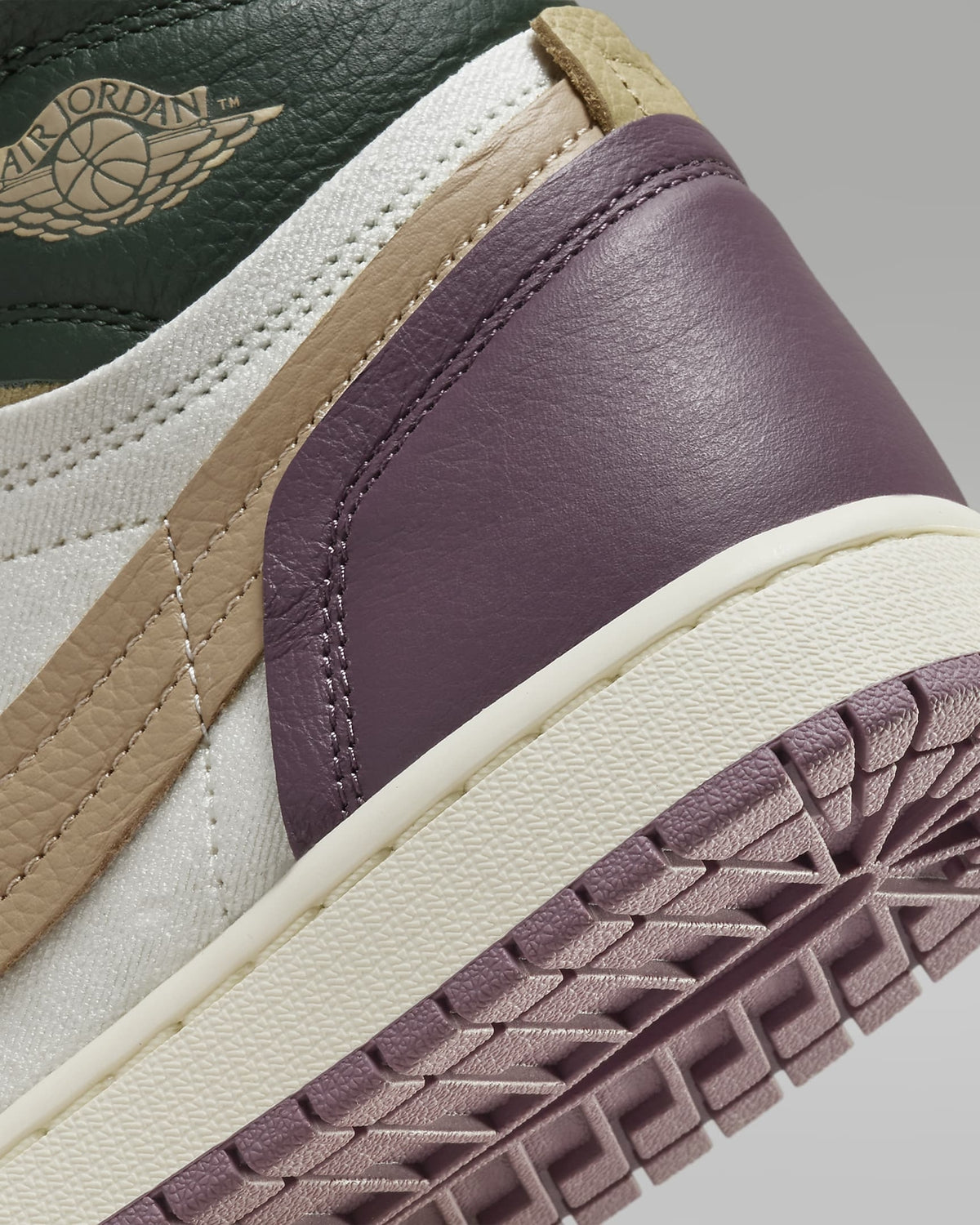 FB9891-300 Nike Air Jordan 1 High MM Galactic Jade (Women's)