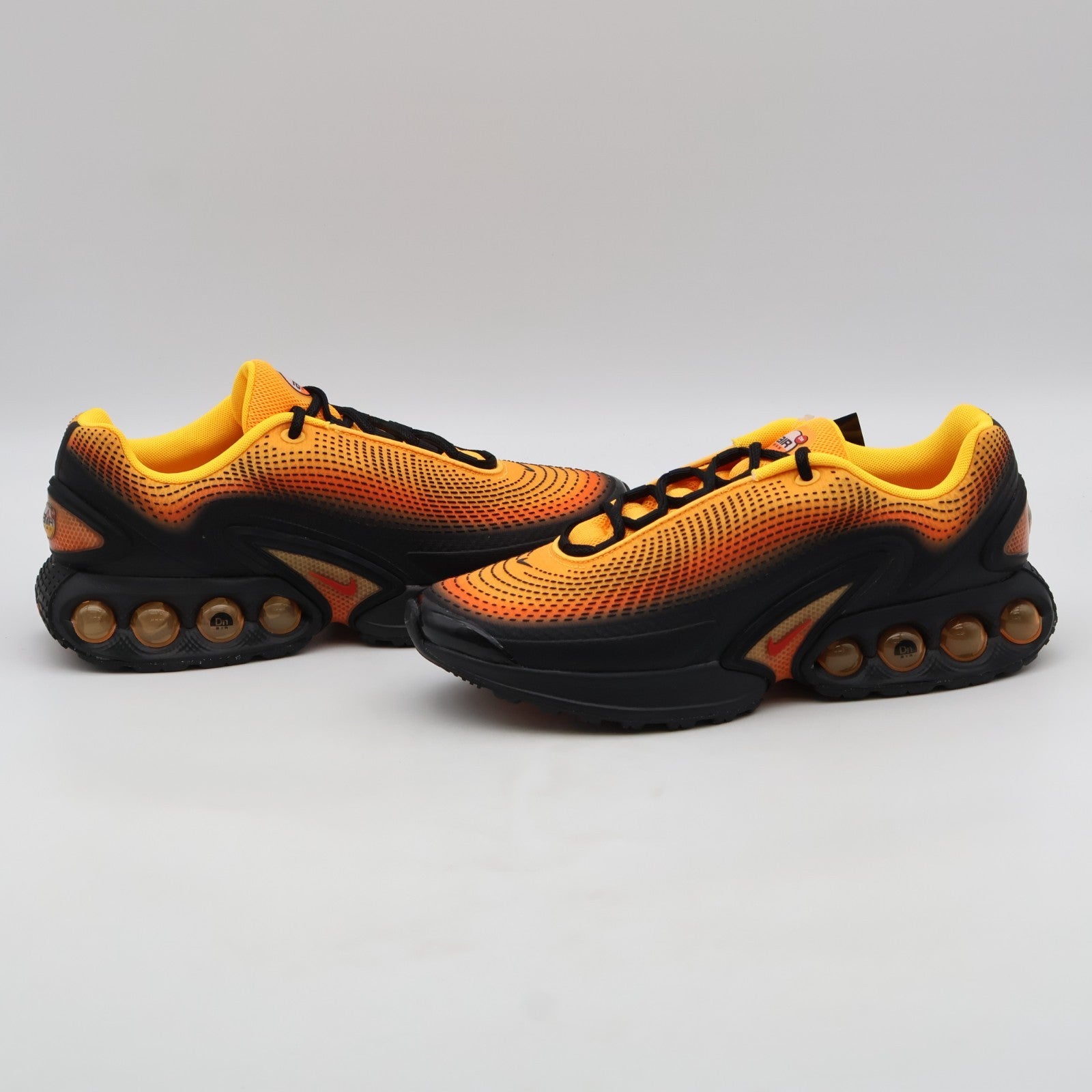 HM0810-800 Nike Air Max DN SE Laser Orange Black Total Orange Comet Red (Men's)