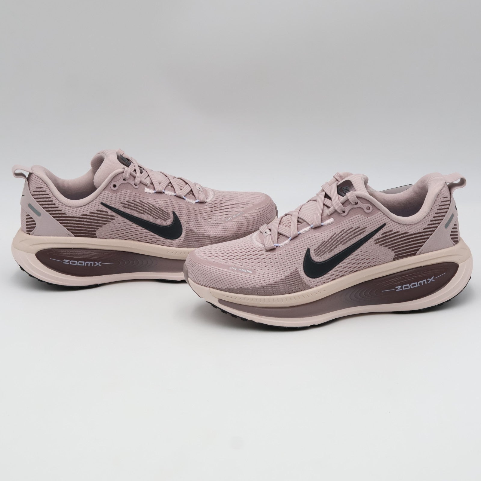 HM6804-607 Nike Vomero 18 Particle Rose Silt Red Tattoo Off Noir (Women's)