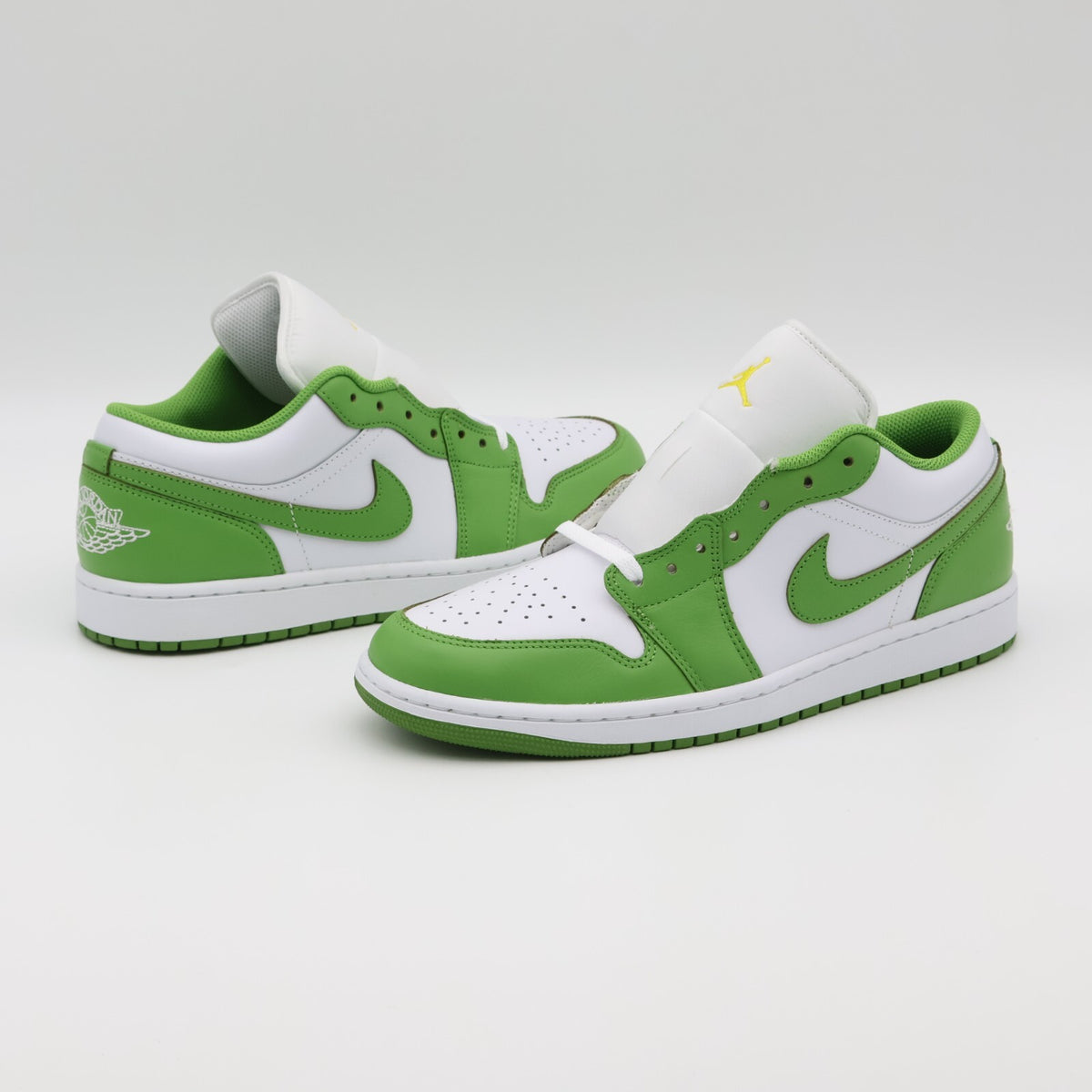 HF4823-100 Nike Air Jordan 1 Low SE Chlorophyll (Men's)