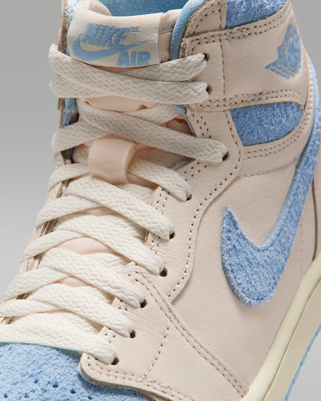 FD2596-102 Nike Air Jordan 1 High OG Psychic Blue Pale Ivory (Women's)