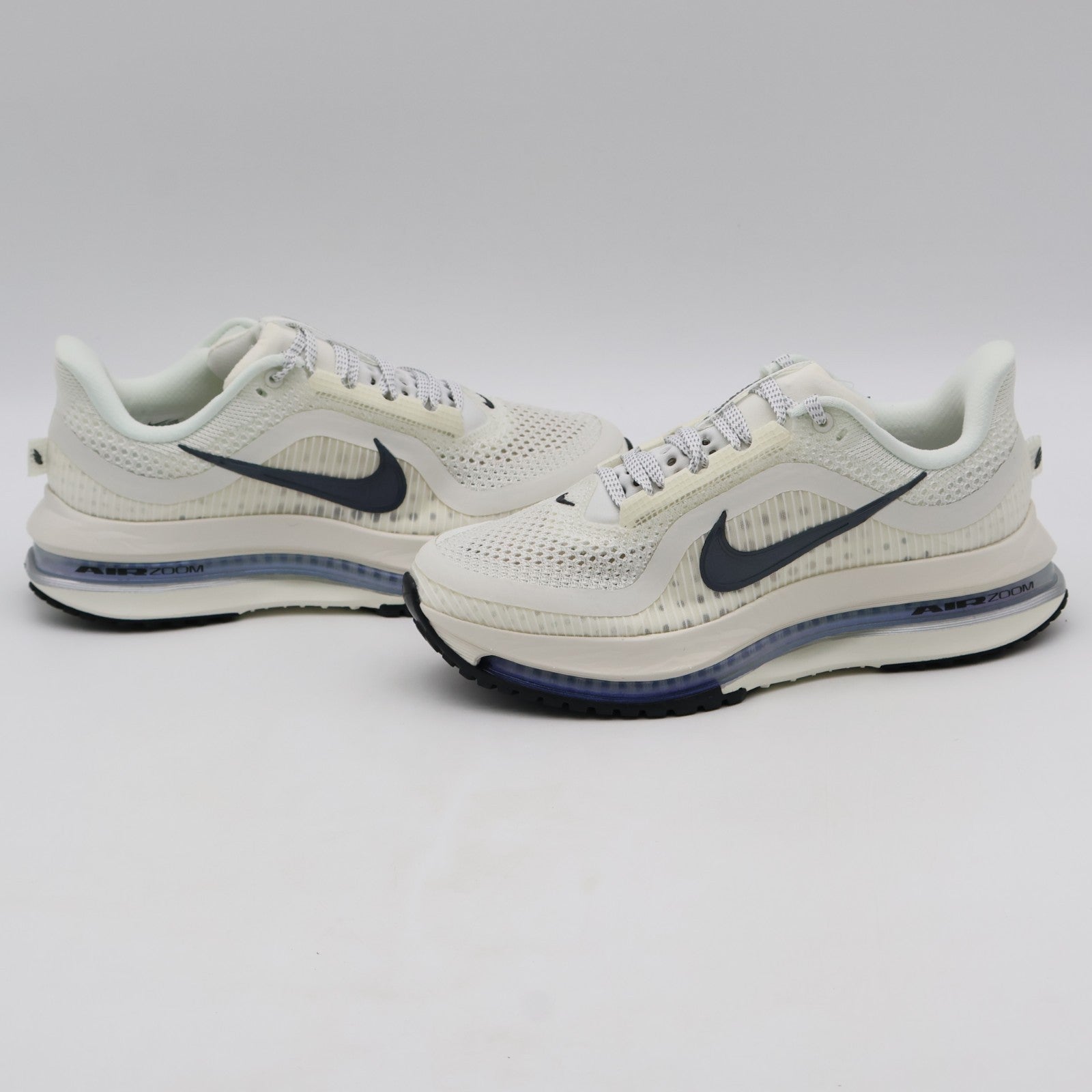 HQ2593-106 Nike Pegasus Premium Sail (Women's)