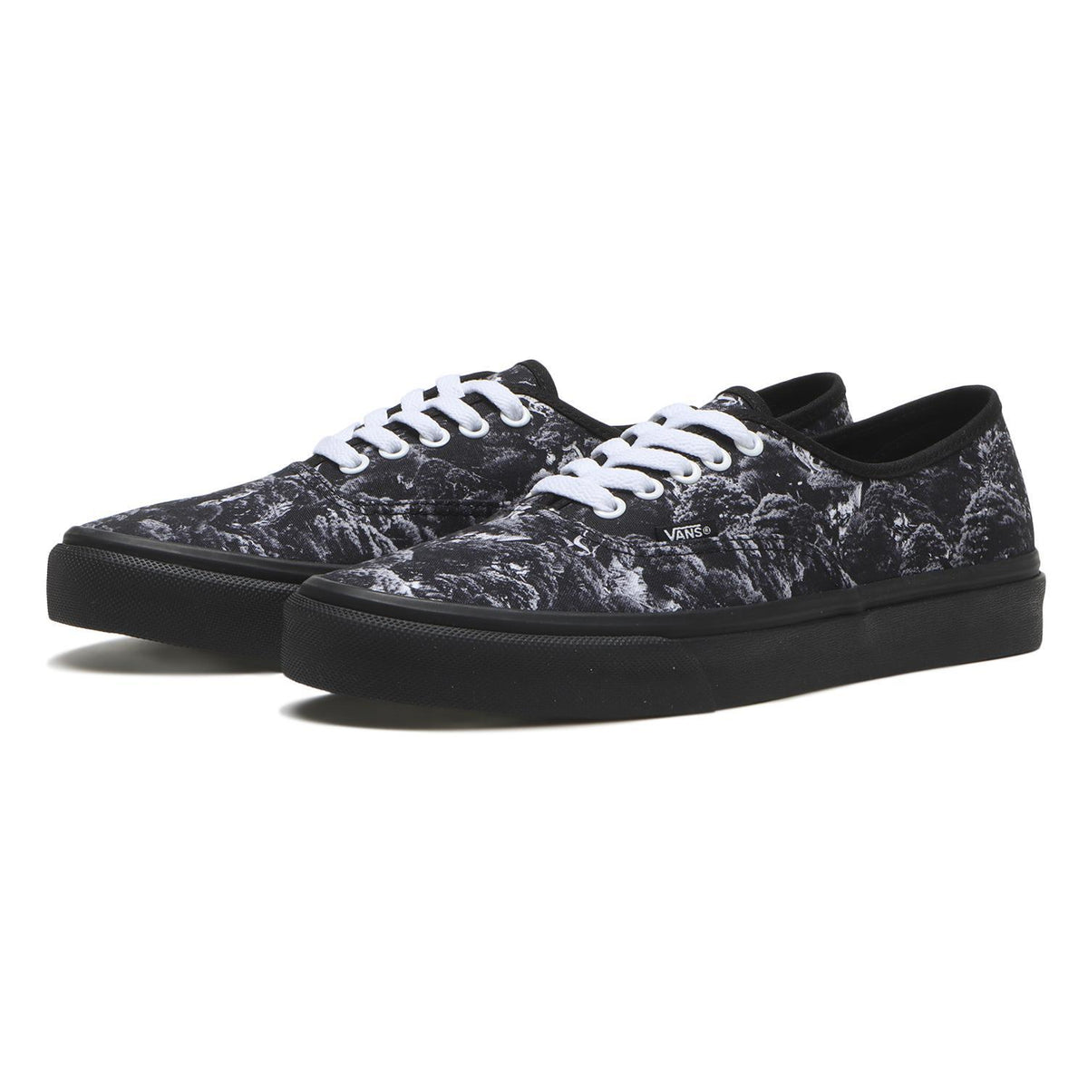 V44CF TRADMANS VANS AUTHENTIC BLACK BLACK (Men's)