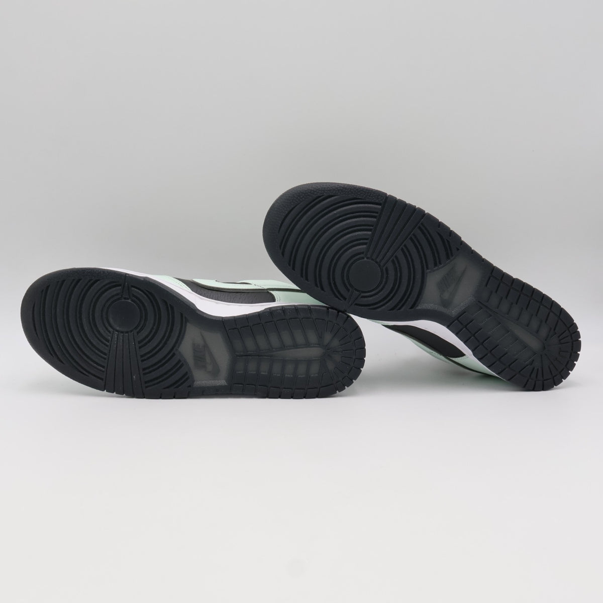 FZ1670-001 Nike Dunk Low Premium Dark Smoke Grey (Men's)