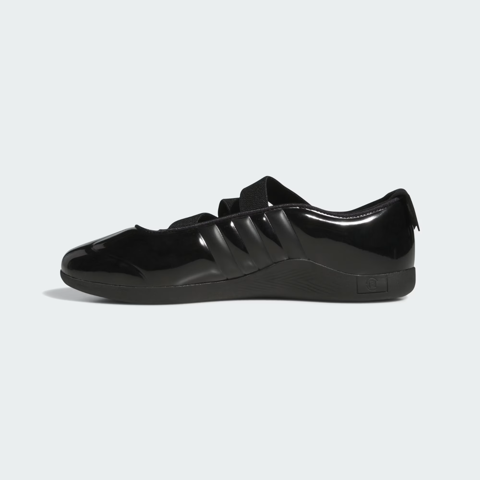 KK1395 Caroline Hu Edison Chen adidas Originals Taekwondo Core (Women's)