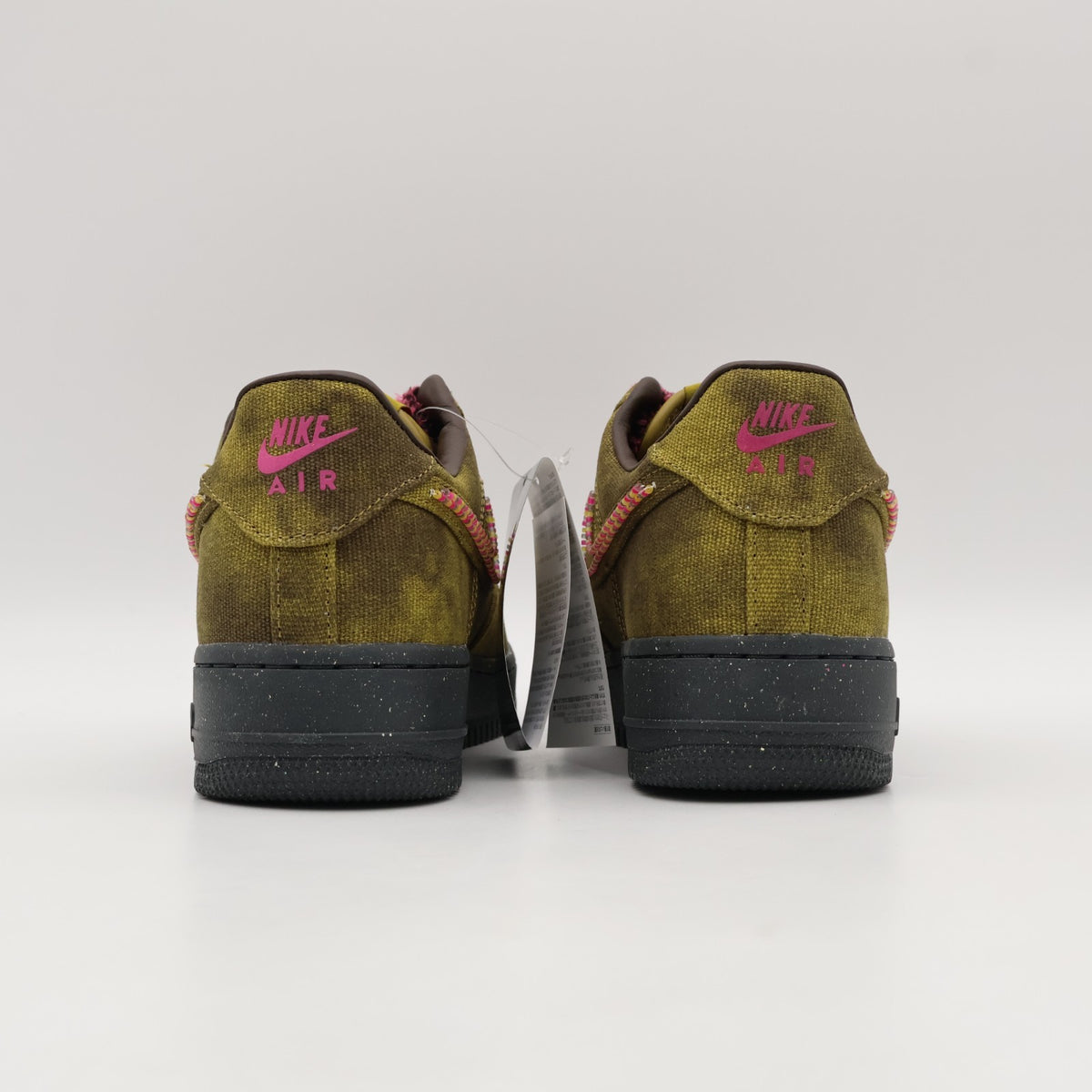 IO4474-300 Nike Air Force 1 Low QS Boucle (Men's)