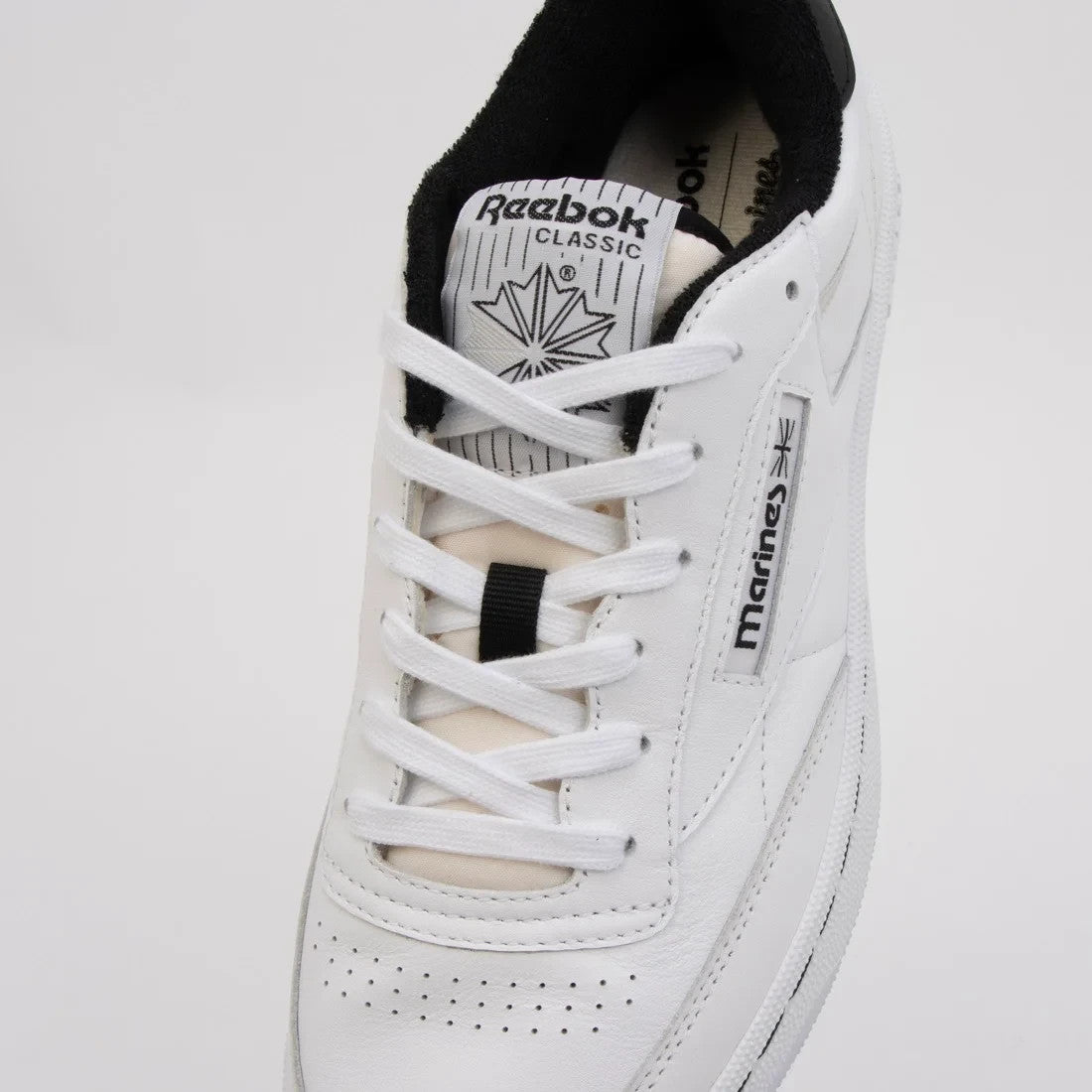 R00153 Pacific League Ã Reebok Club C 85 Vintage "Chiba Lotte Marines"