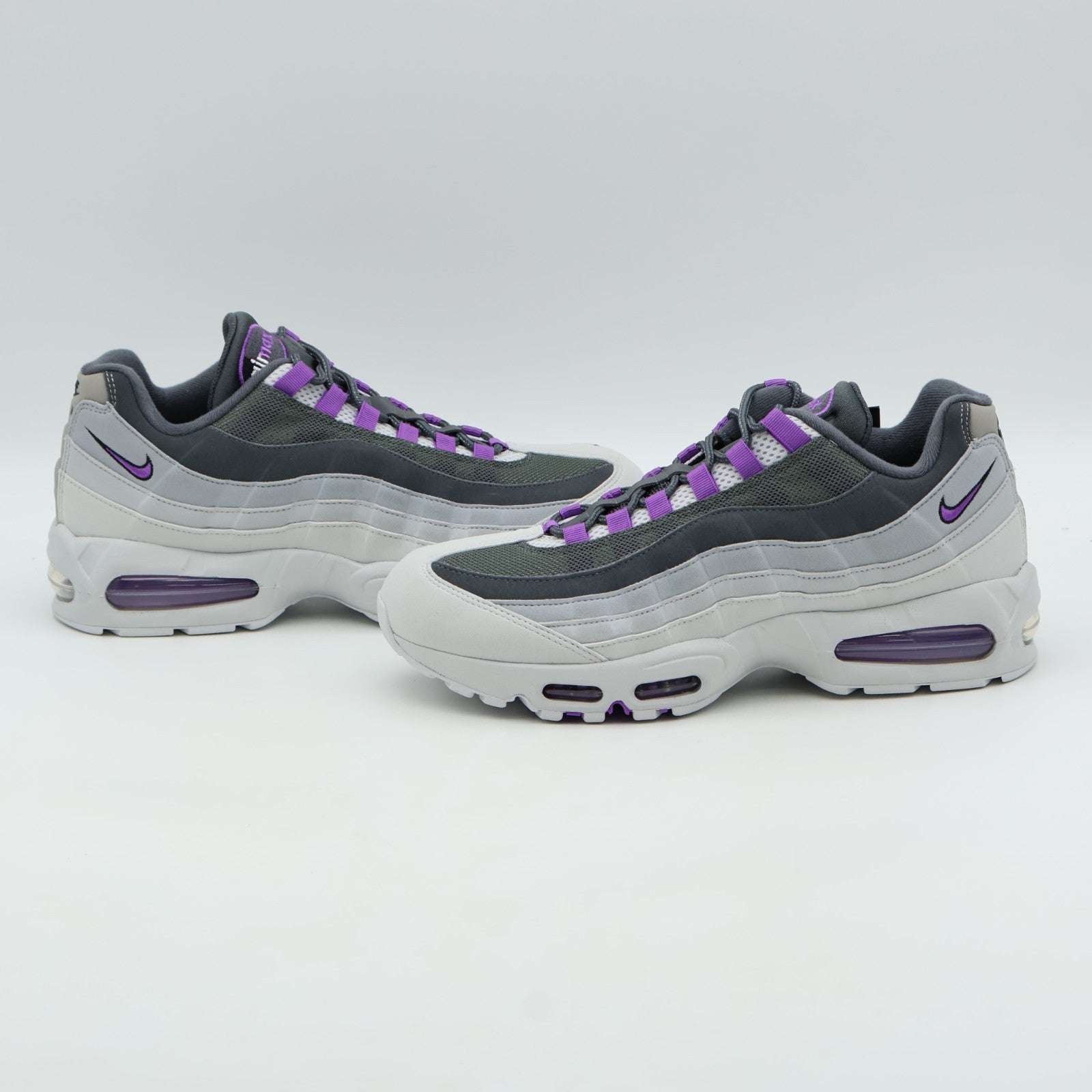 HM4740-012 Nike Air Max 95 Big Bubble "Photon Dust/Bright Violet" (Men's)