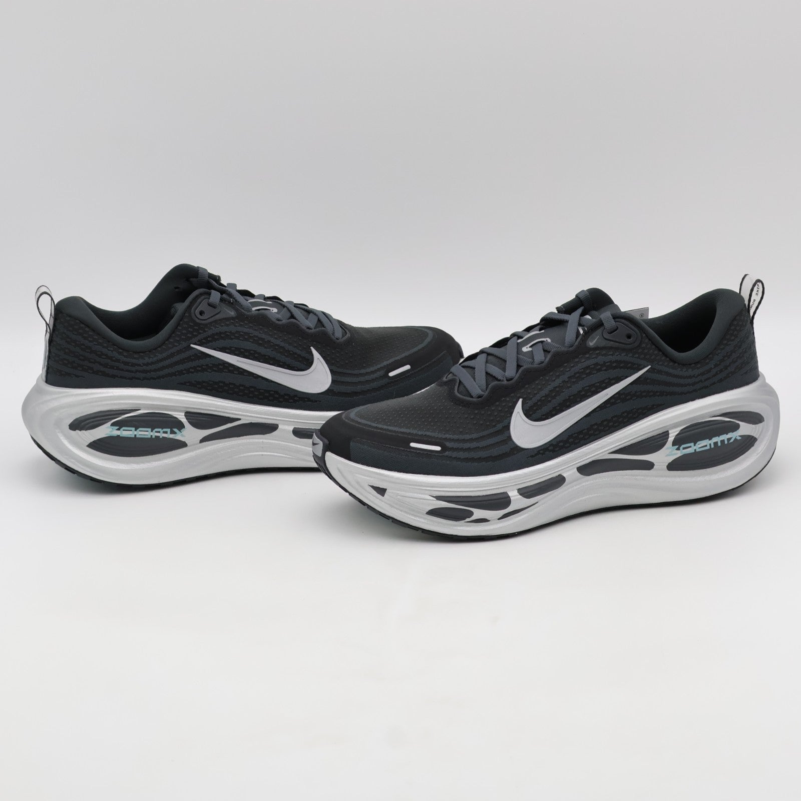 IM6011-060 Nike Vomero Plus Anthracite Cannon White Reflect Silver (Men's)